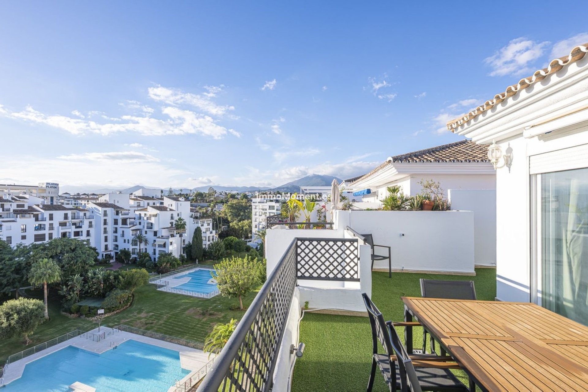 Resale - Apartment - Marbella - Puerto Banús