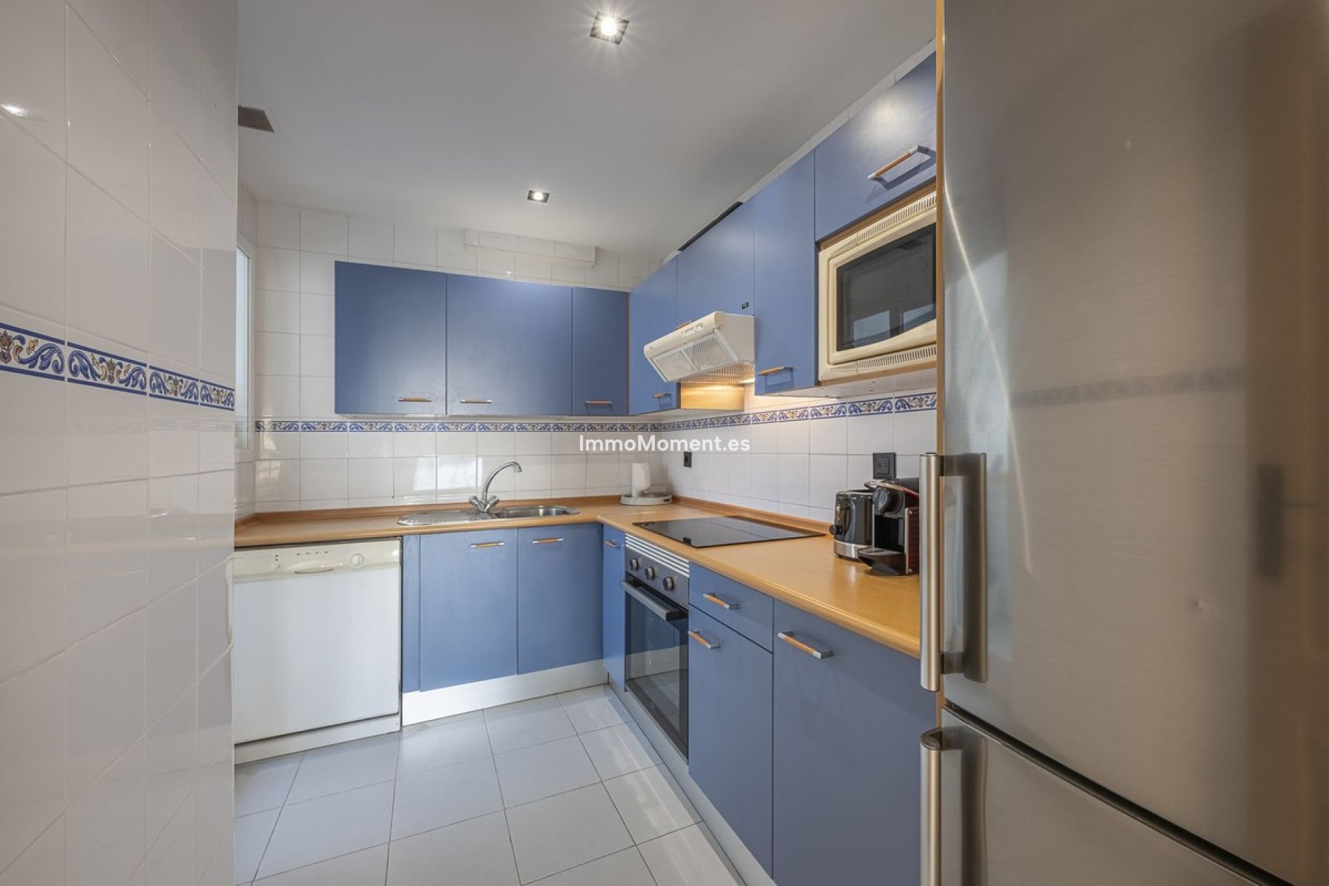 Resale - Apartment - Marbella - Puerto Banús