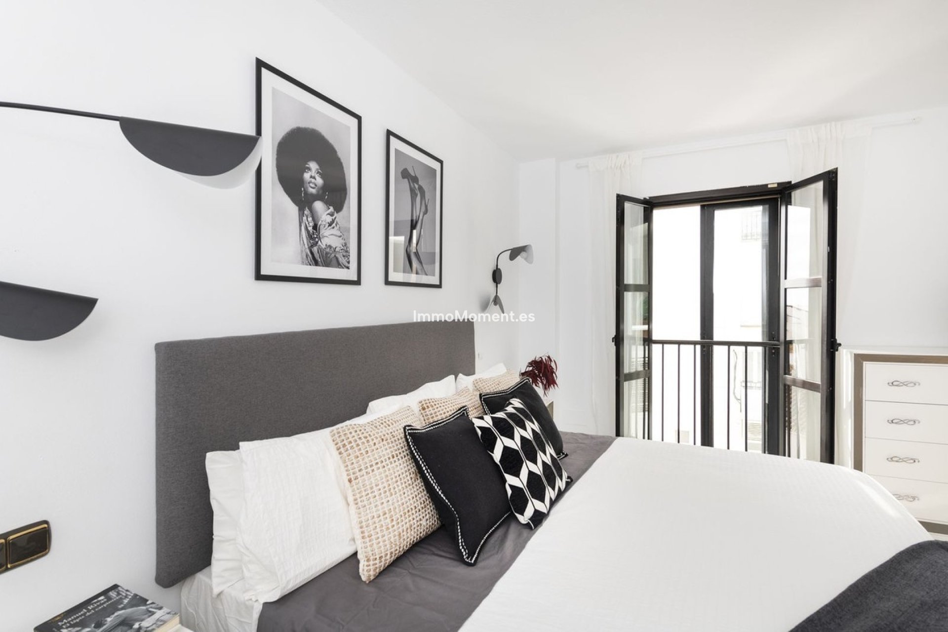 Resale - Apartment - Marbella - Puerto Banús