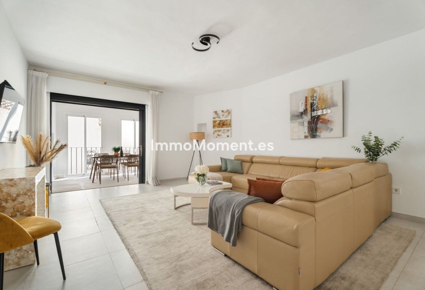Resale - Apartment - Marbella - Puerto Banús