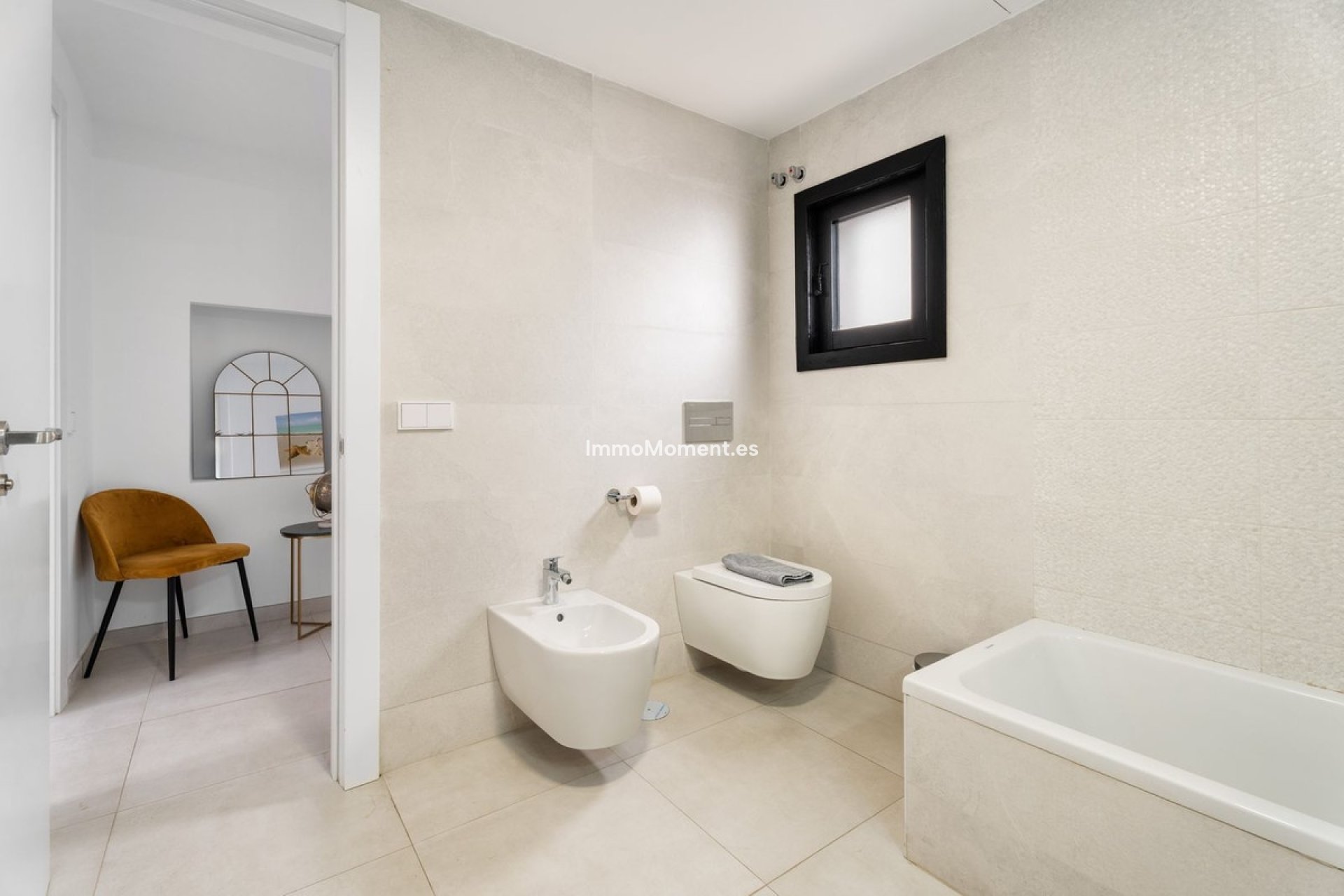 Resale - Apartment - Marbella - Puerto Banús