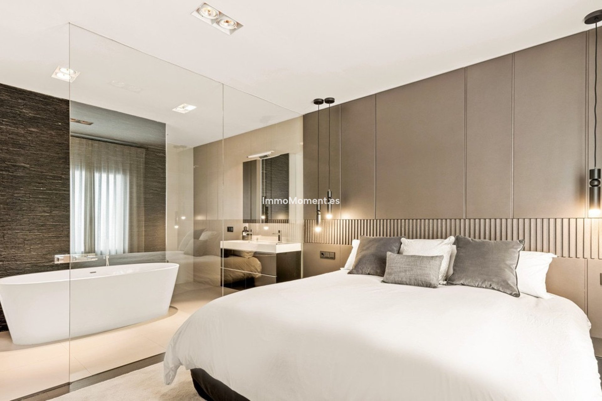 Resale - Apartment - Marbella - Puerto Banús