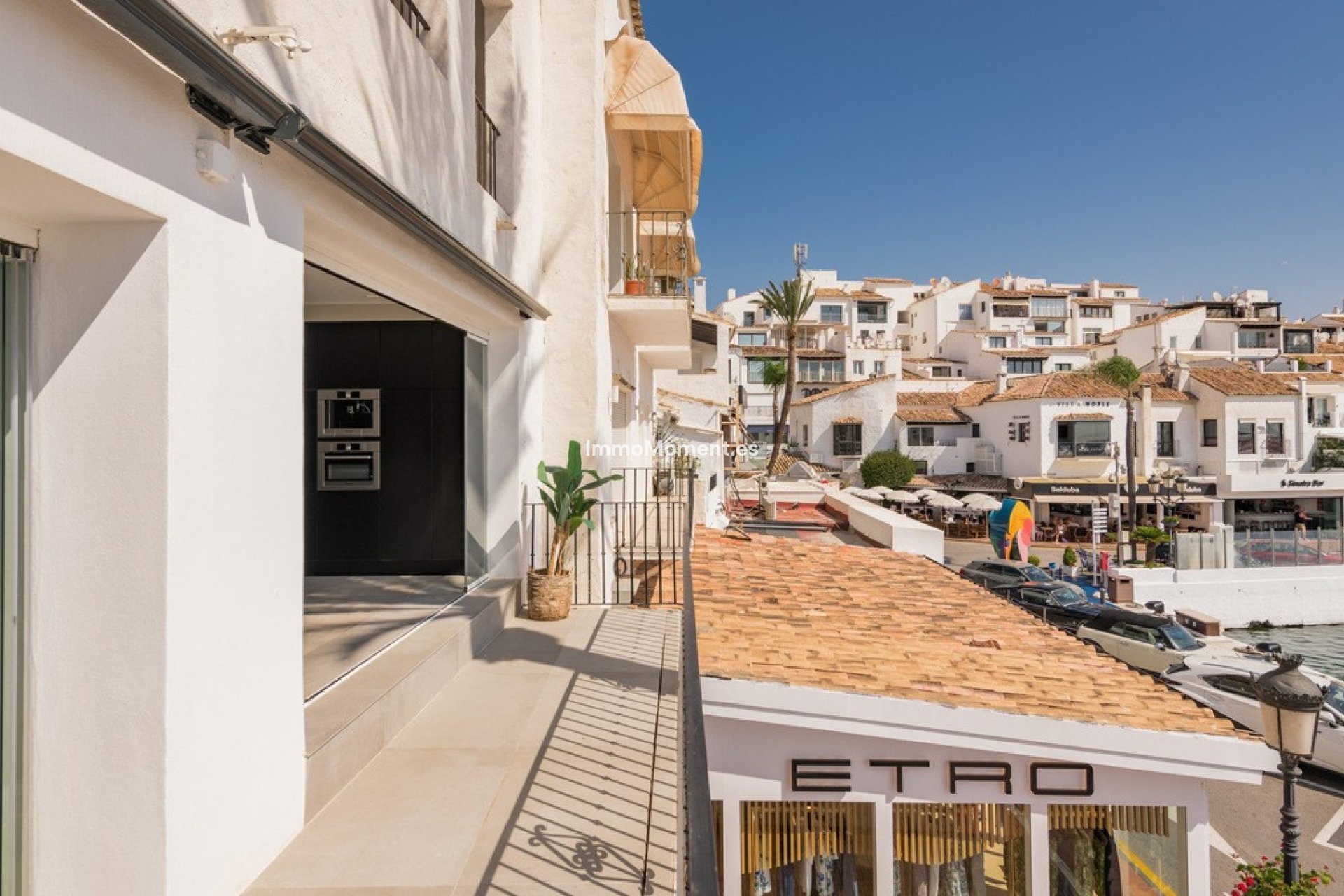 Resale - Apartment - Marbella - Puerto Banús