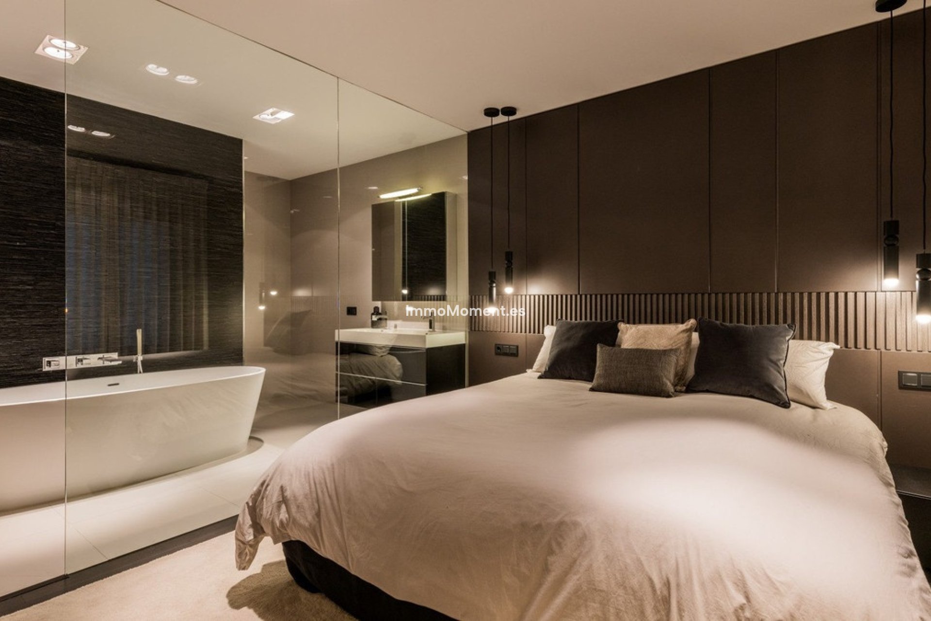 Resale - Apartment - Marbella - Puerto Banús