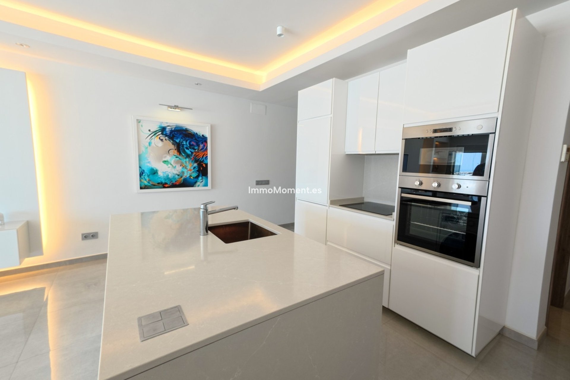 Resale - Apartment - Marbella - Puerto Banús