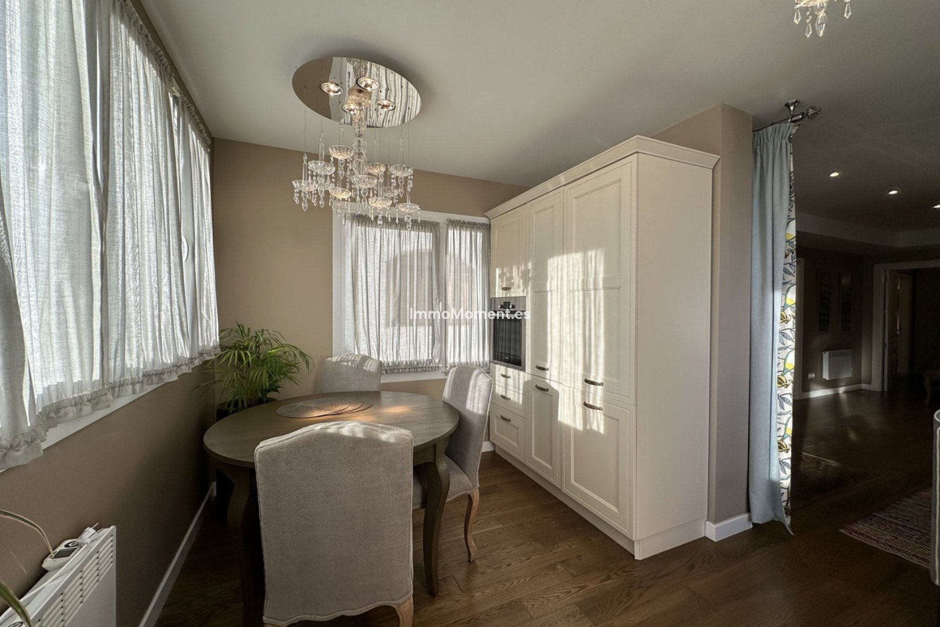 Resale - Apartment - Marbella - Puerto Banús