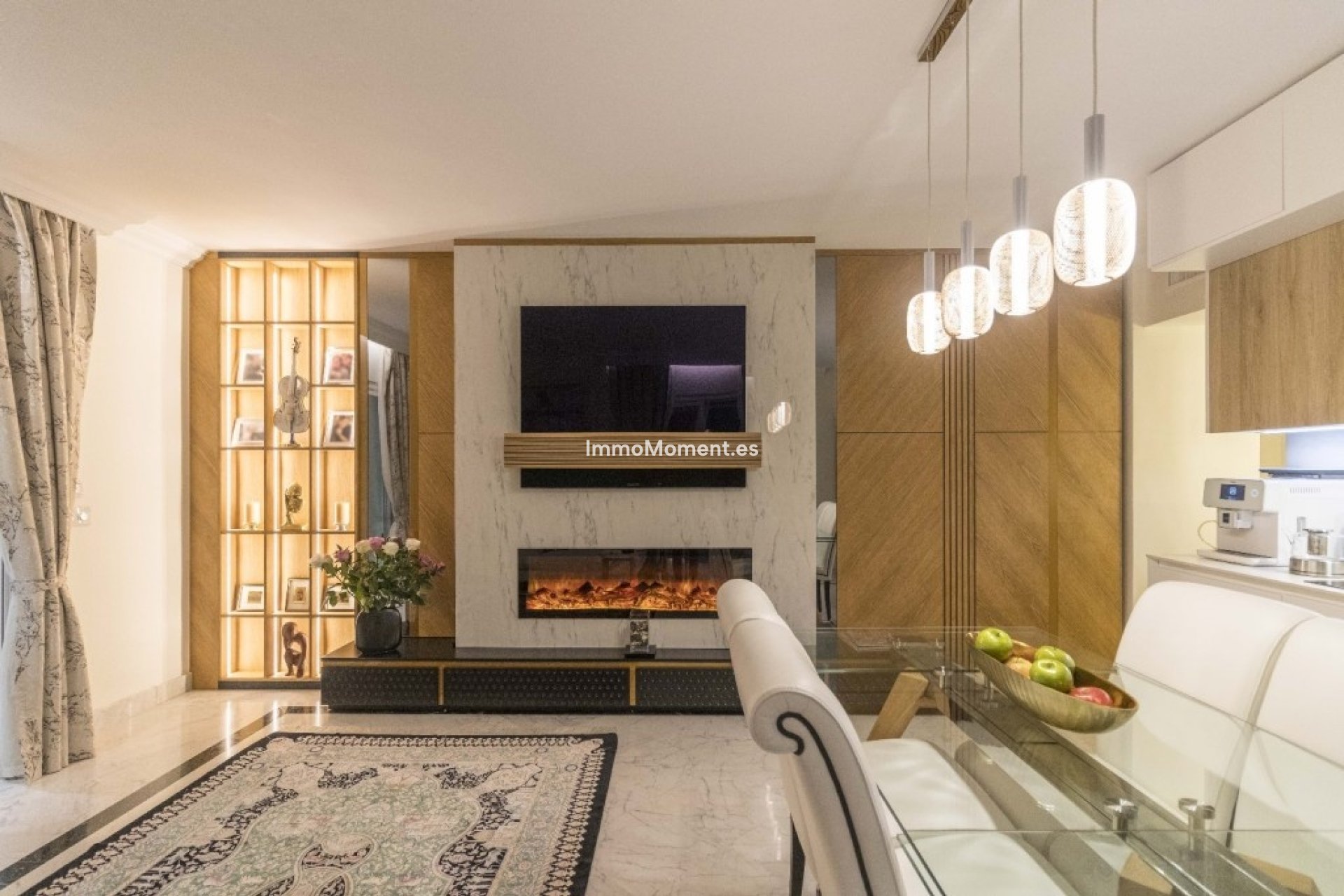 Resale - Apartment - Marbella - Puerto Banús