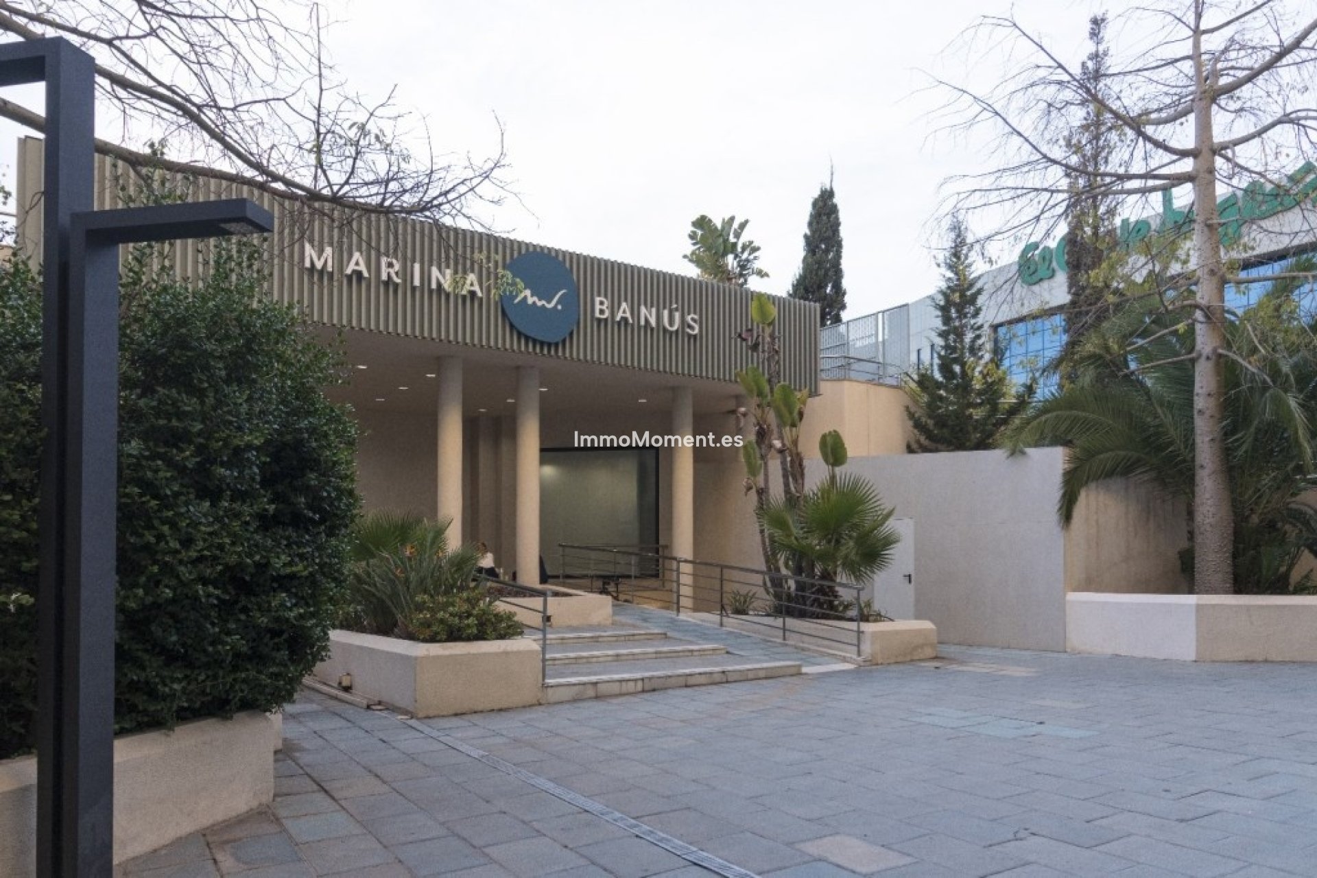 Resale - Apartment - Marbella - Puerto Banús