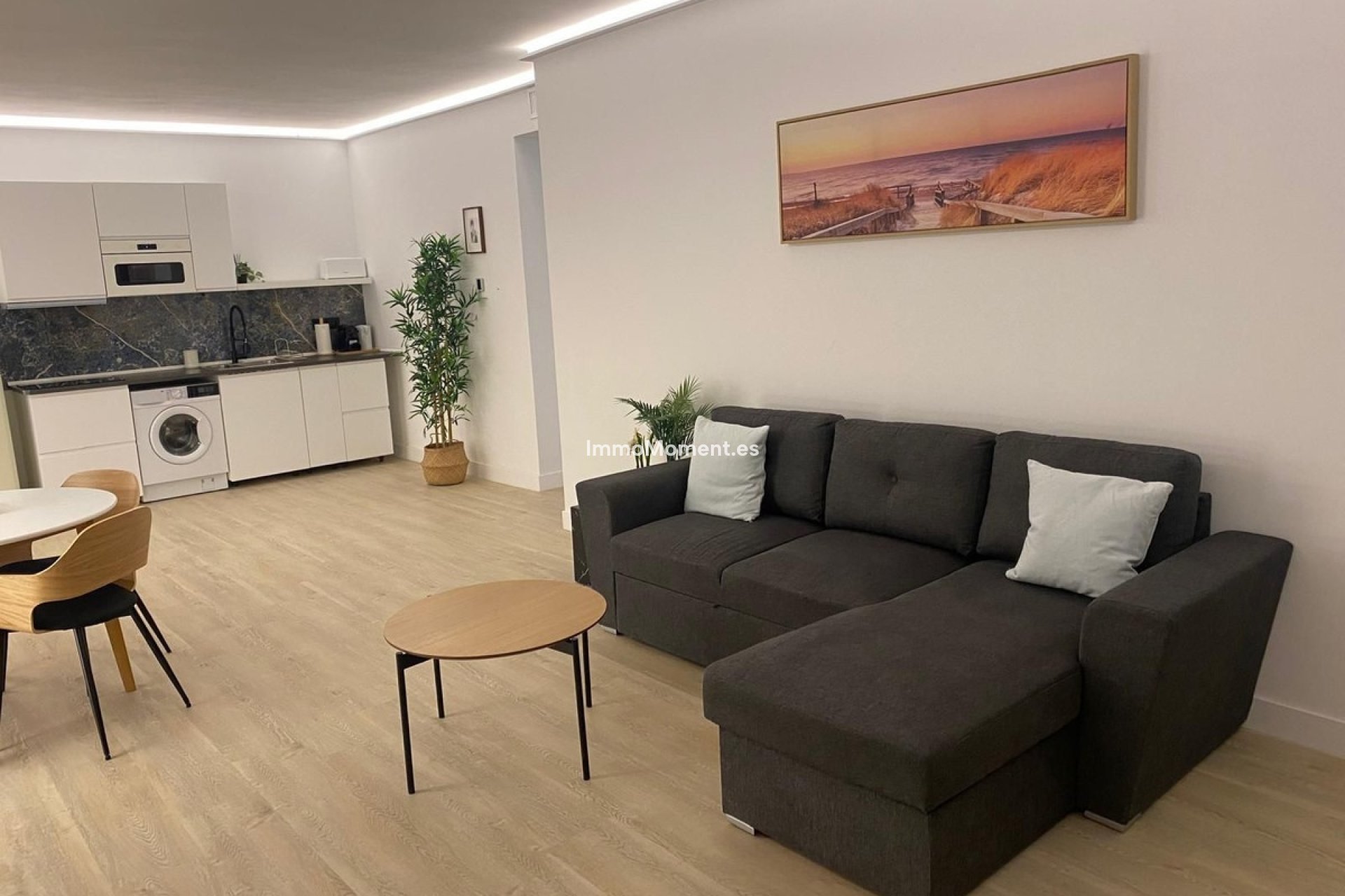 Resale - Apartment - Marbella - Puerto Banús