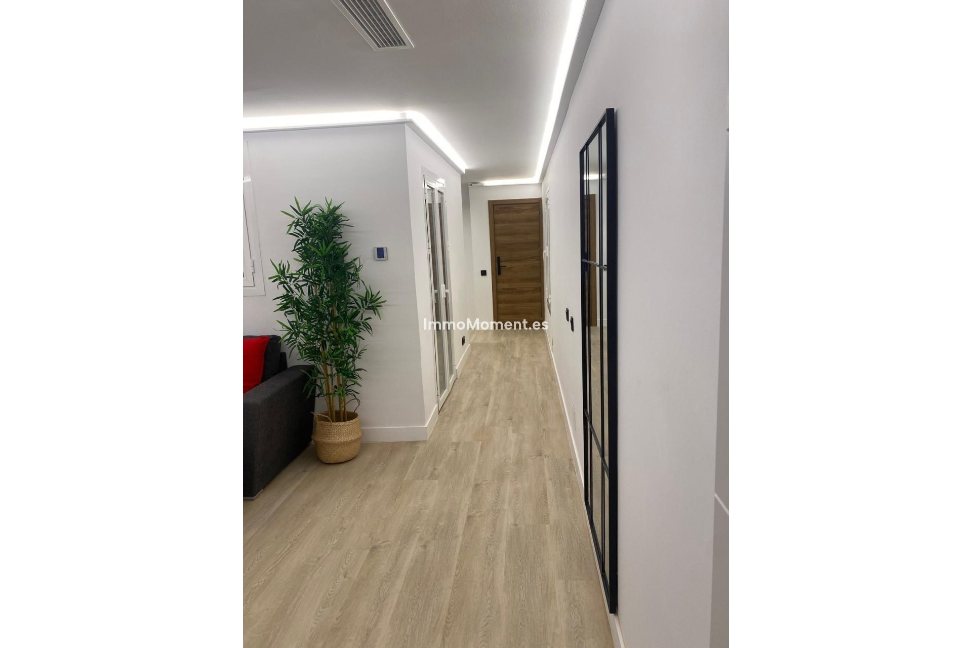 Resale - Apartment - Marbella - Puerto Banús