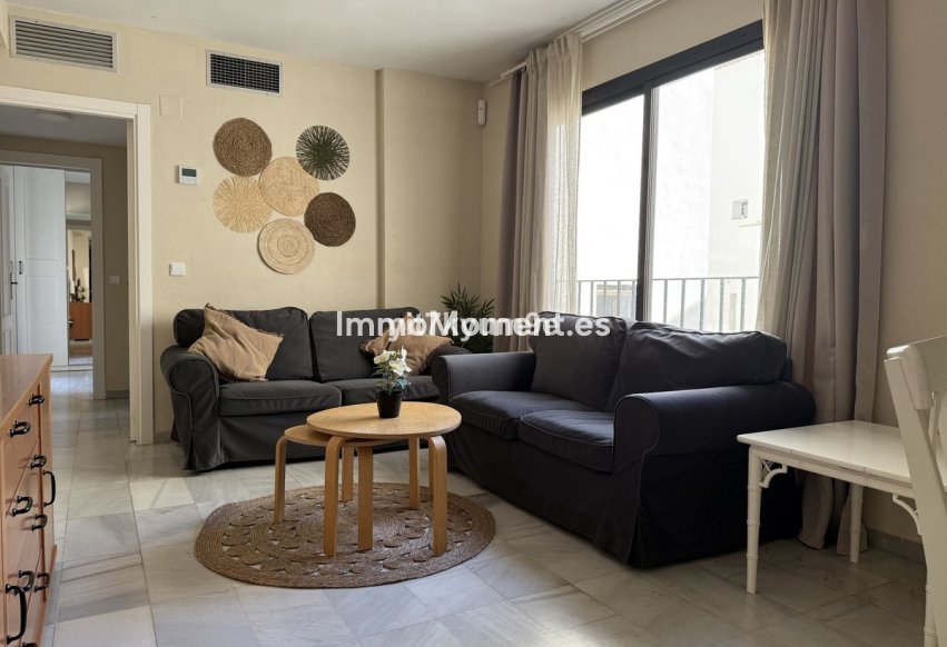 Resale - Apartment - Marbella - Puerto Banús