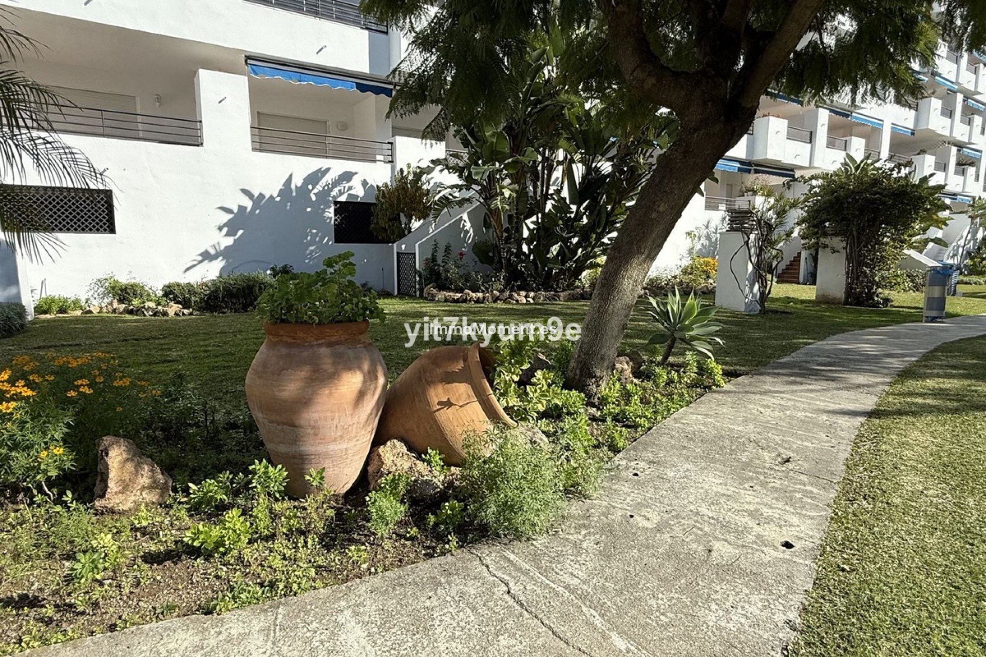 Resale - Apartment - Marbella - Puerto Banús