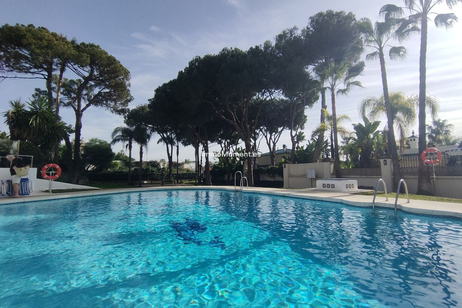 Resale - Apartment - Marbella - Puerto Banús