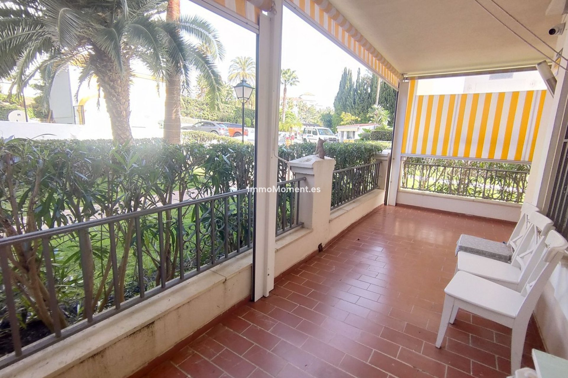 Resale - Apartment - Marbella - Puerto Banús