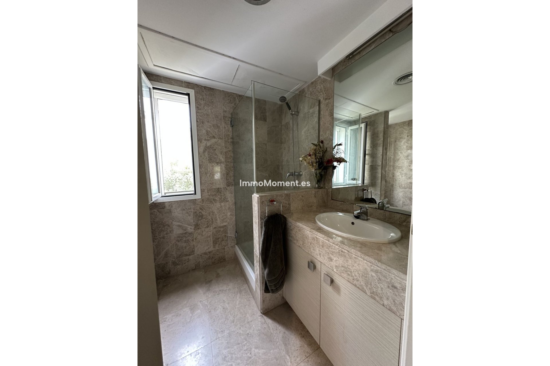 Resale - Apartment - Marbella - Puerto Banús