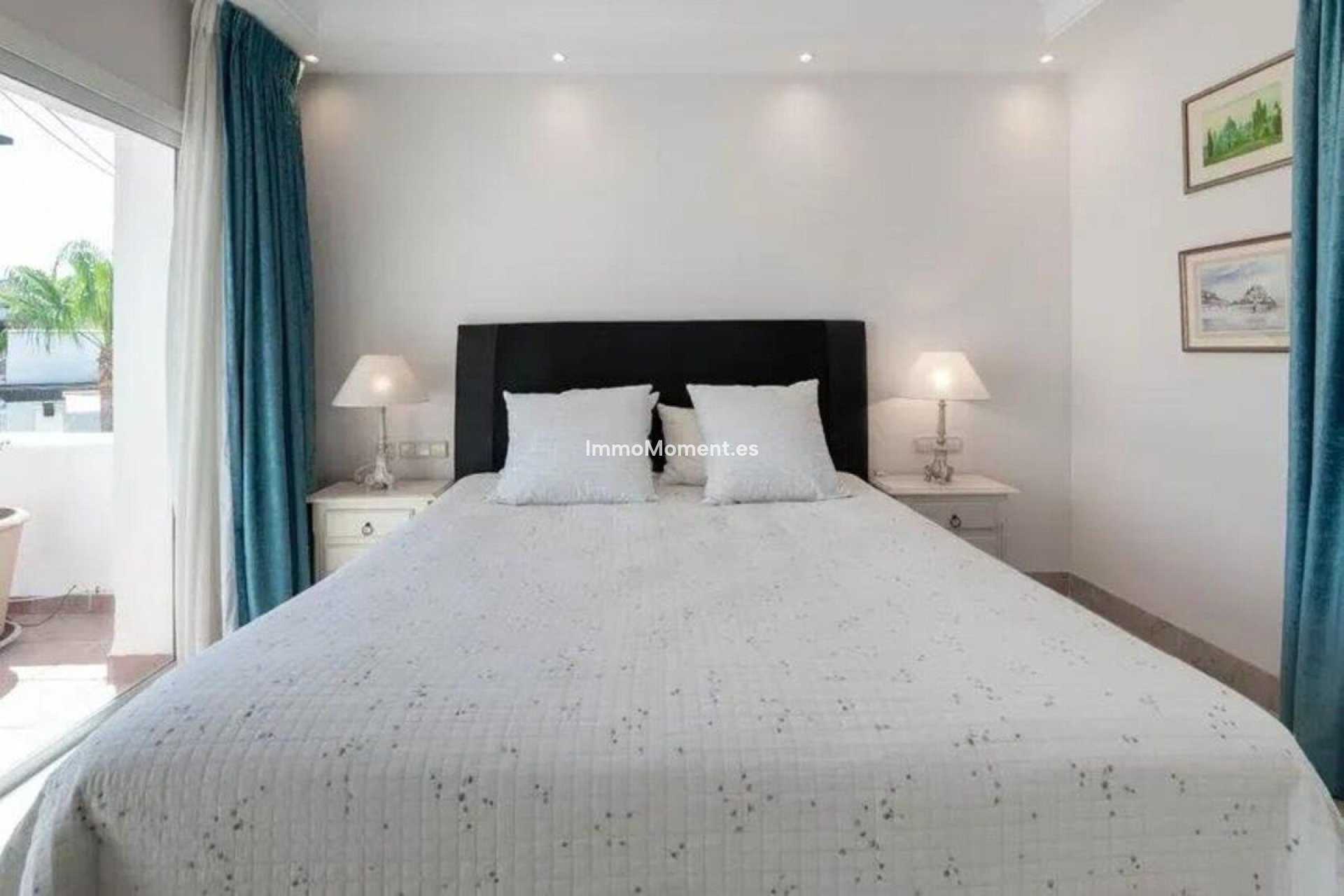 Resale - Apartment - Marbella - Puerto Banús