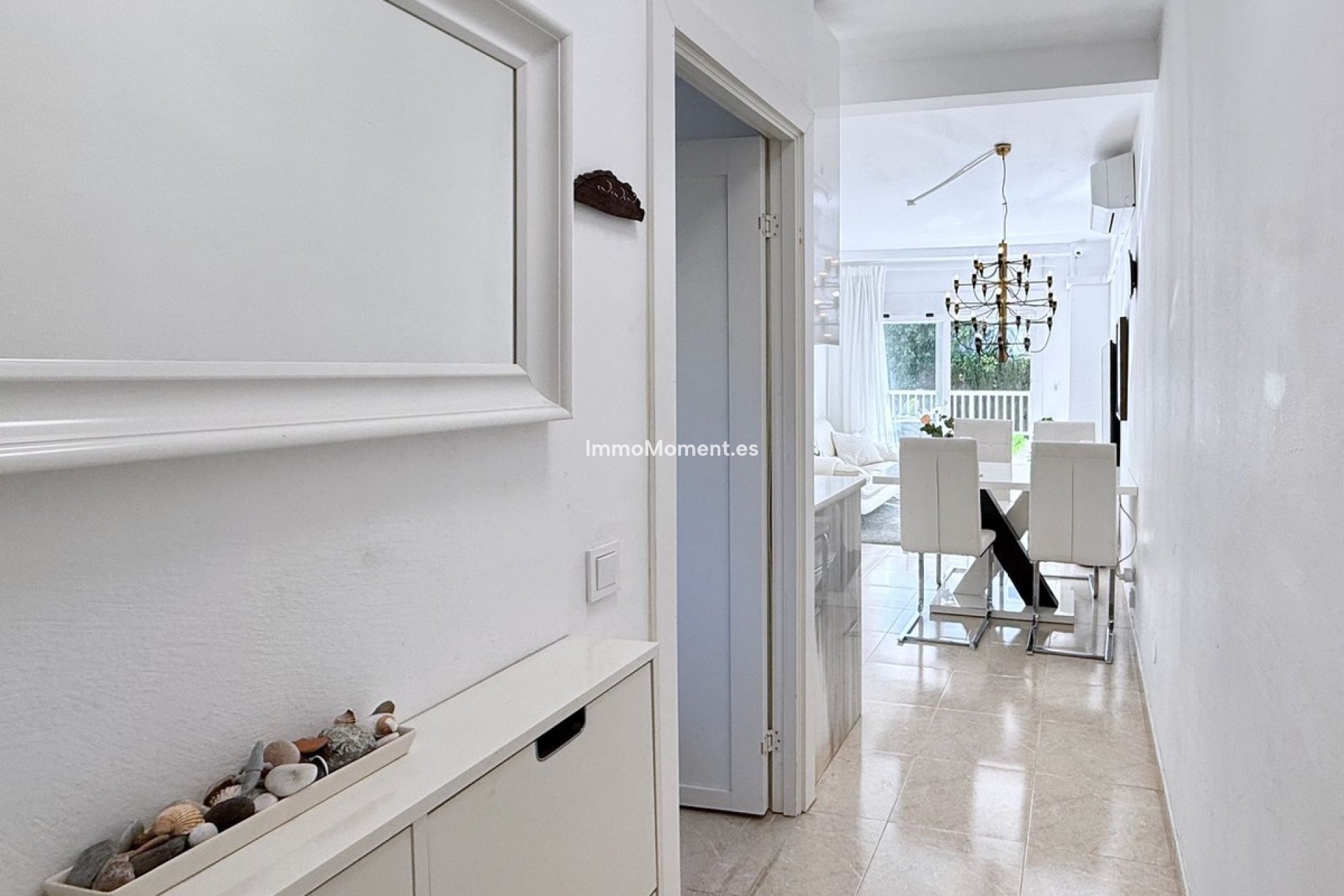 Resale - Apartment - Marbella - Puerto Banús