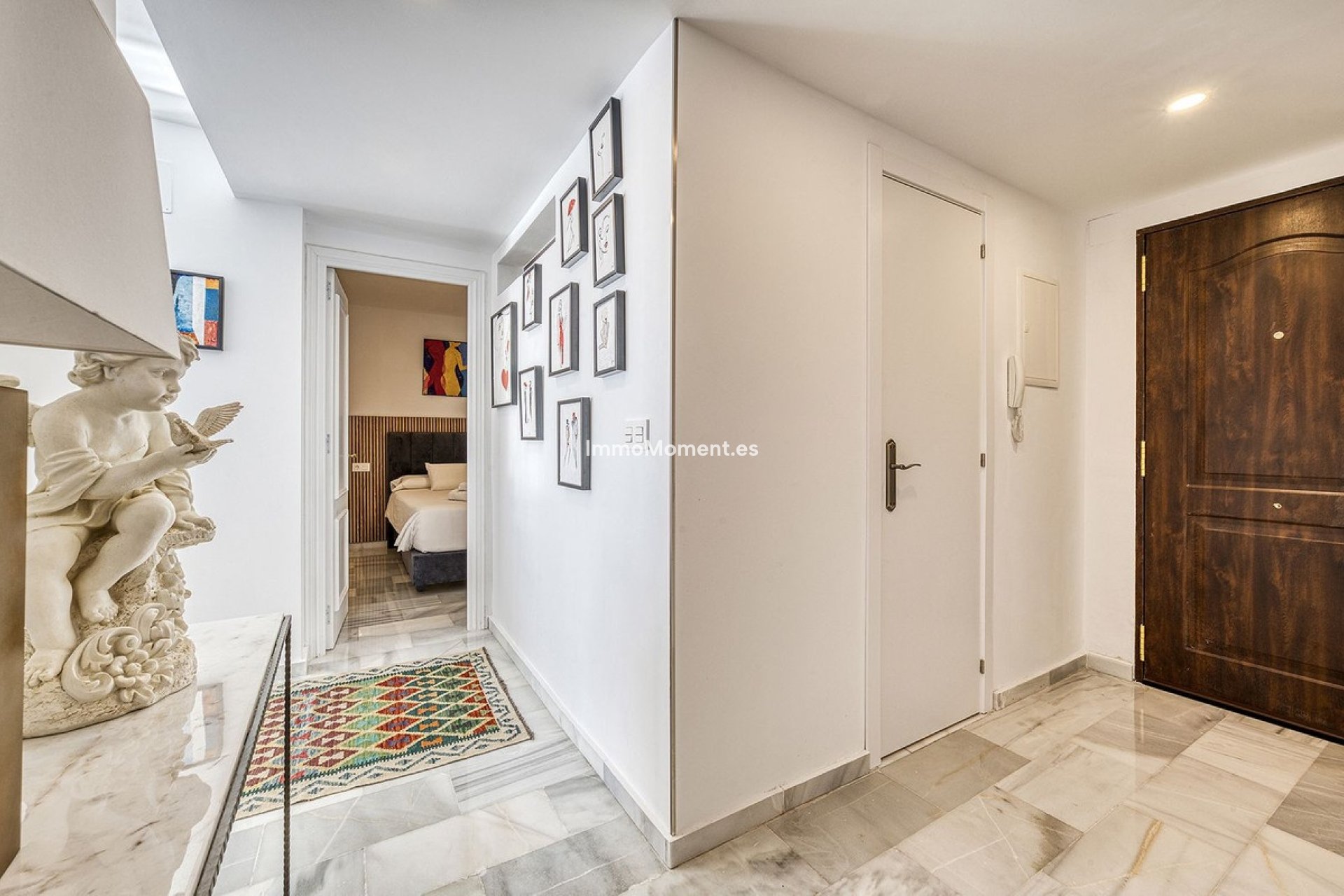 Resale - Apartment - Marbella - Puerto Banús