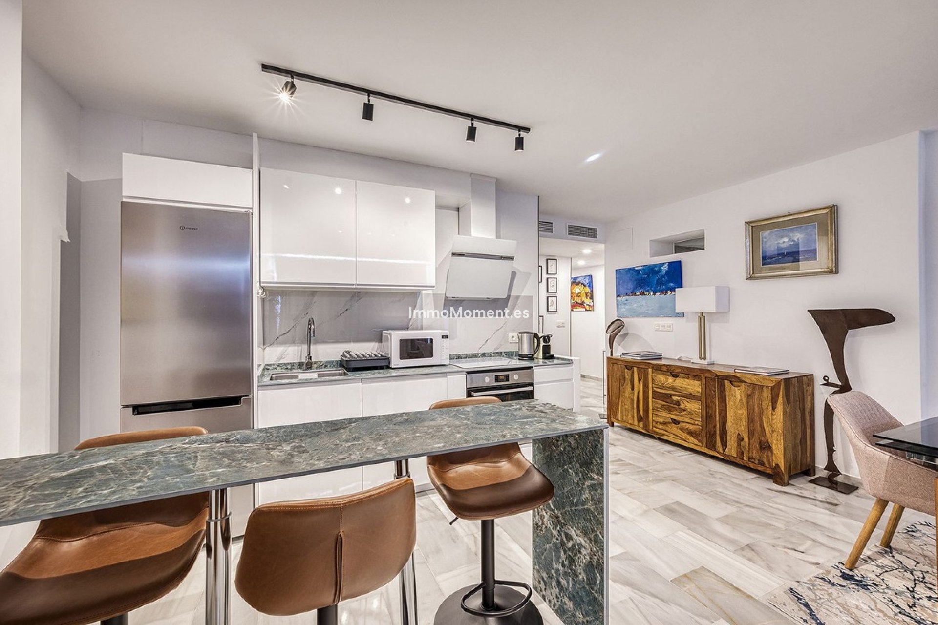 Resale - Apartment - Marbella - Puerto Banús