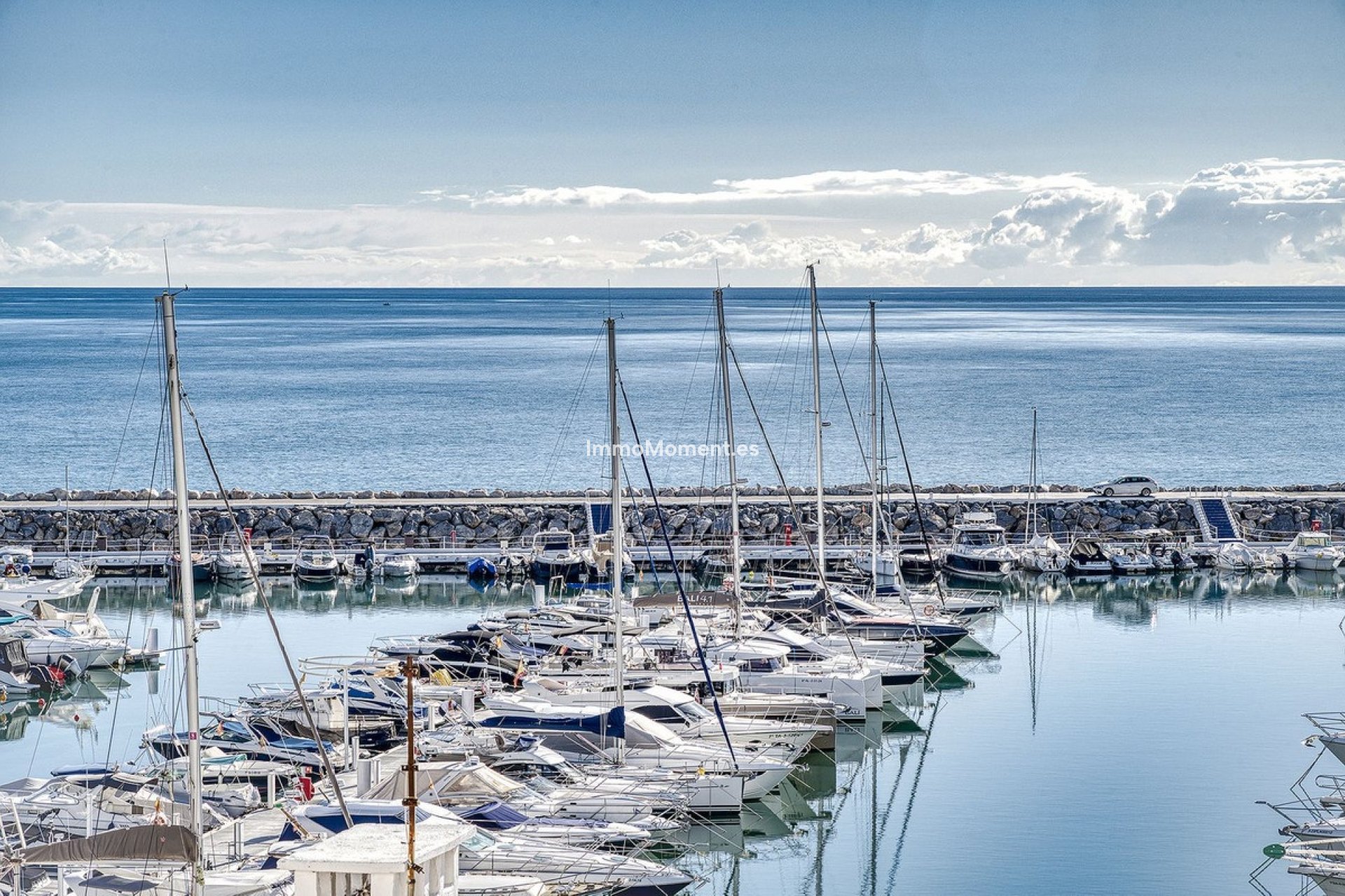 Resale - Apartment - Marbella - Puerto Banús