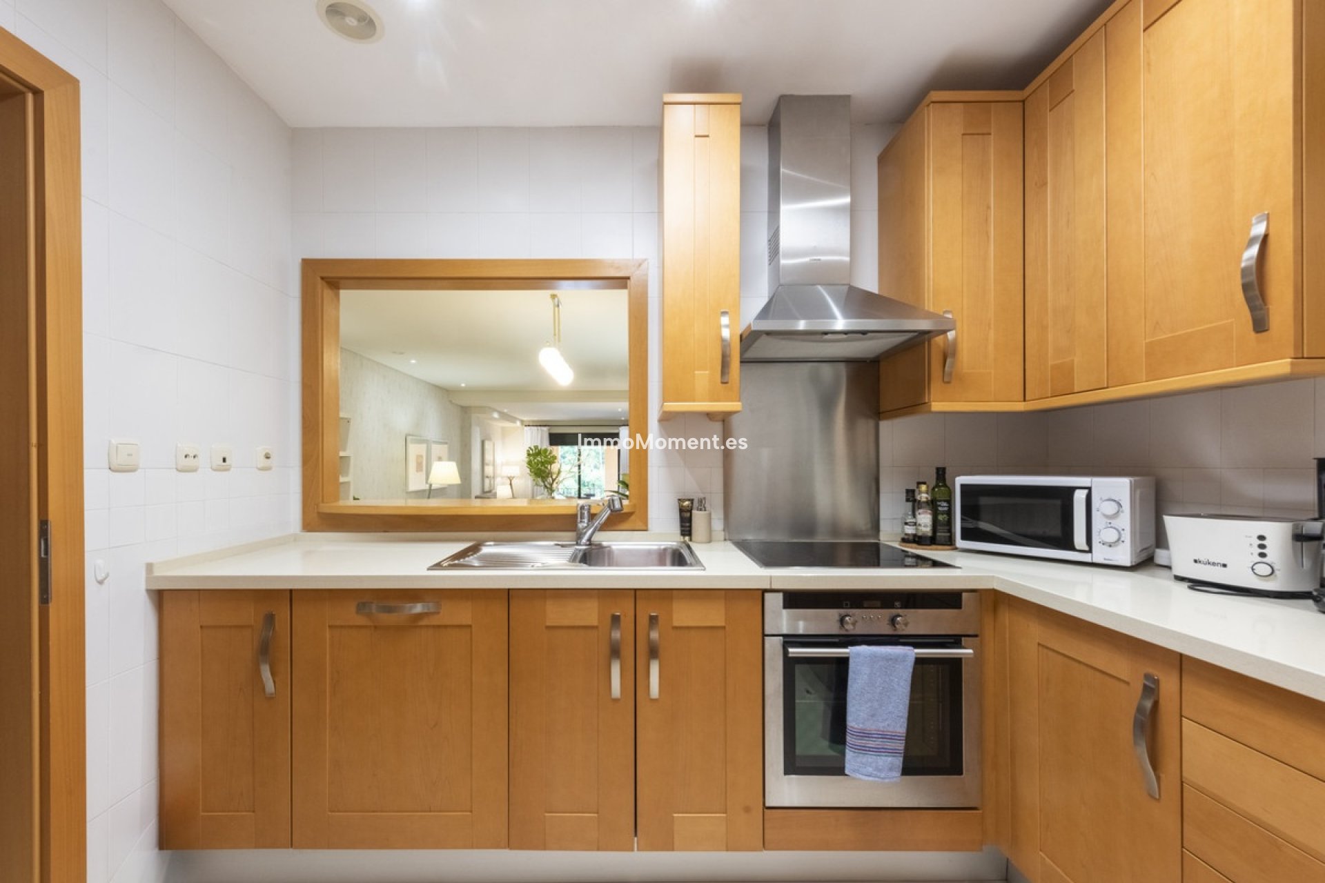 Resale - Apartment - Marbella - Puerto Banús