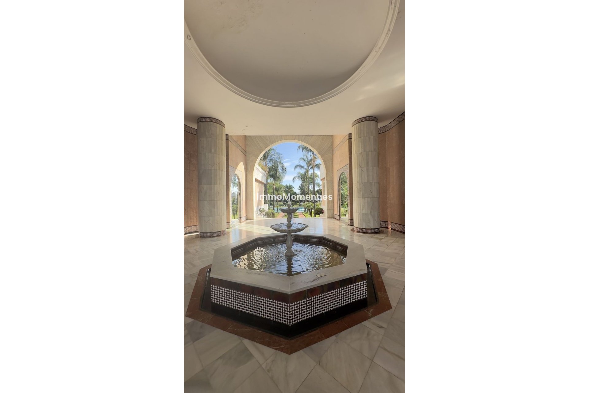 Resale - Apartment - Marbella - Puerto Banús