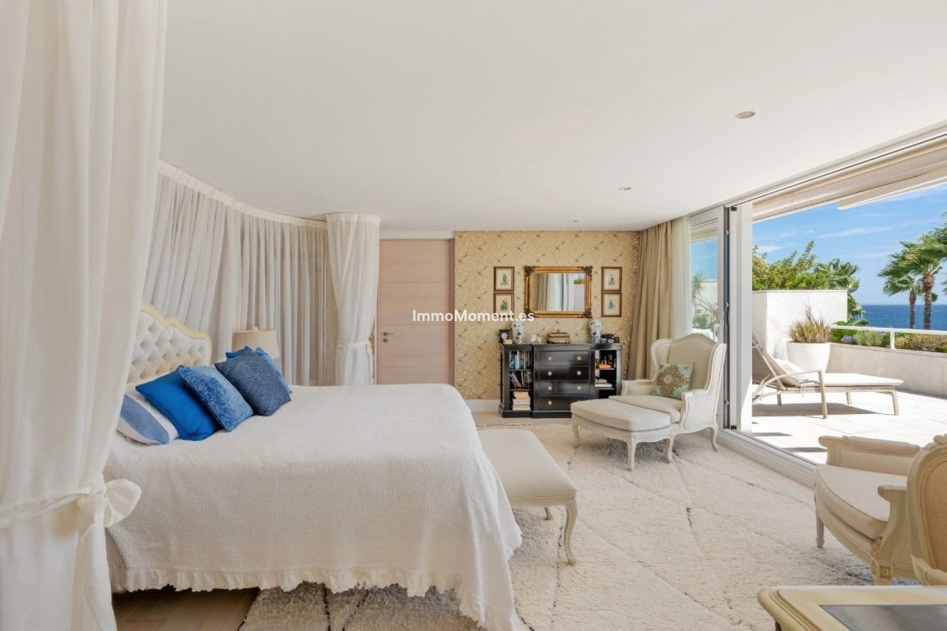 Resale - Apartment - Marbella - Puerto Banús