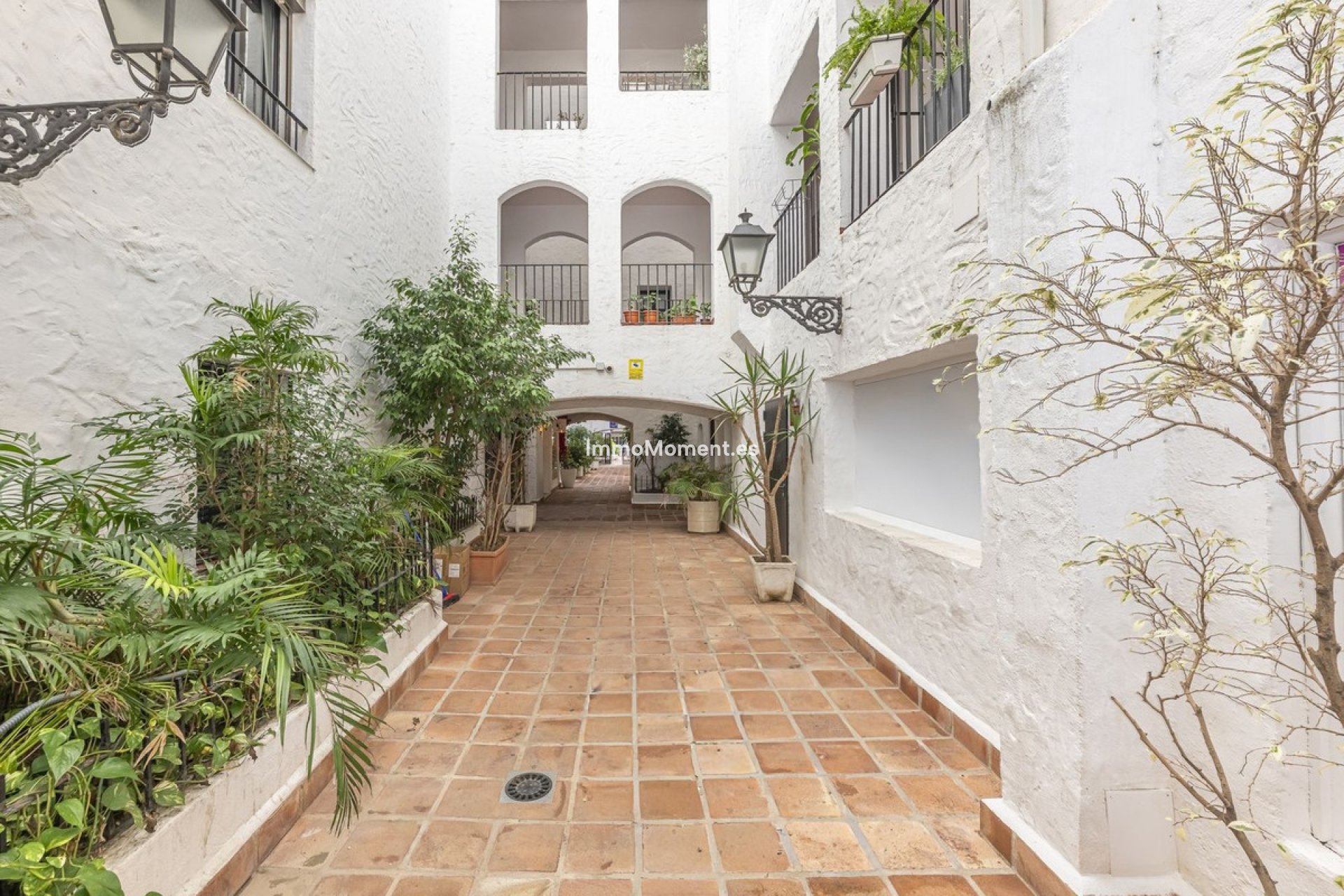 Resale - Apartment - Marbella - Puerto Banús