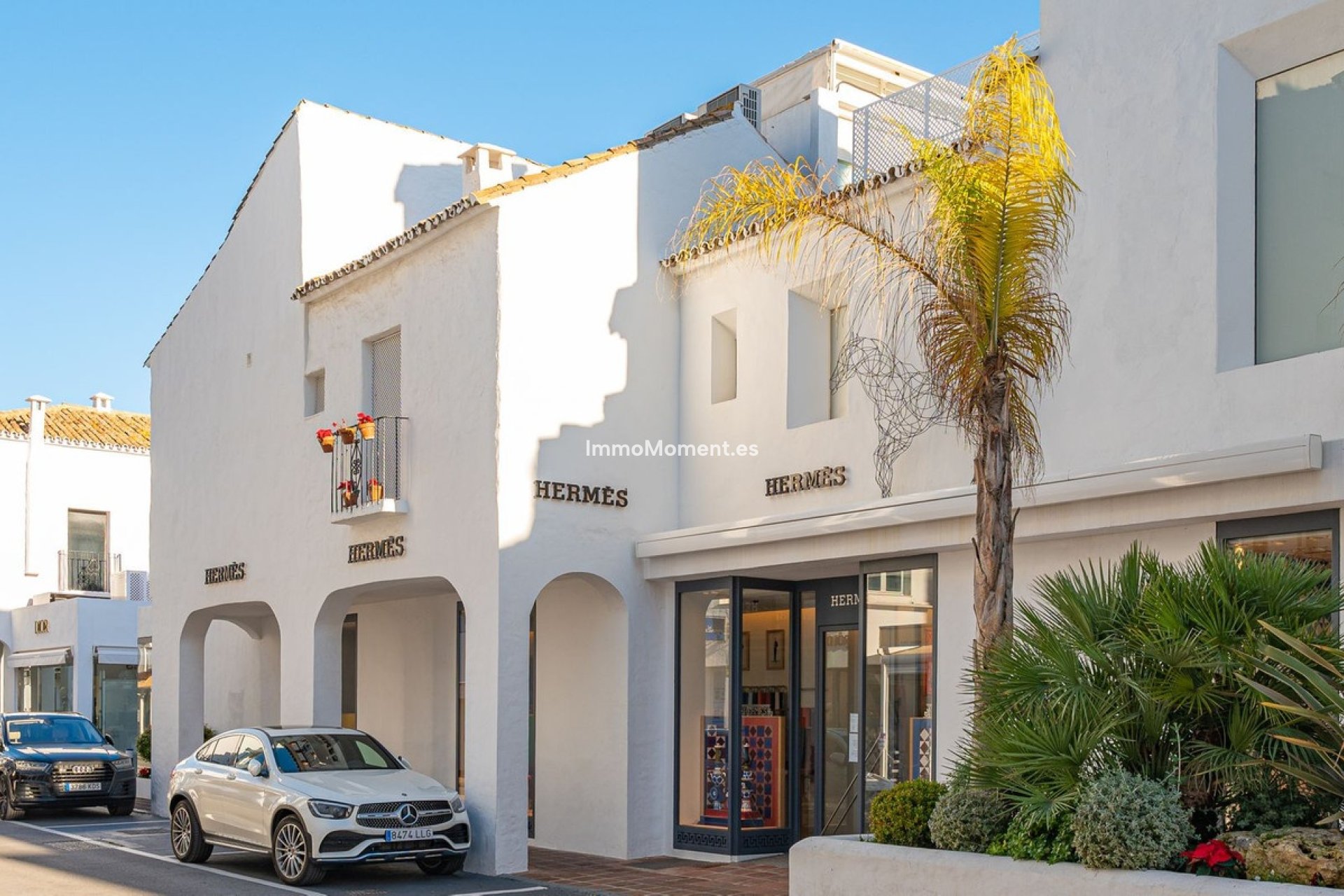 Resale - Apartment - Marbella - Puerto Banús