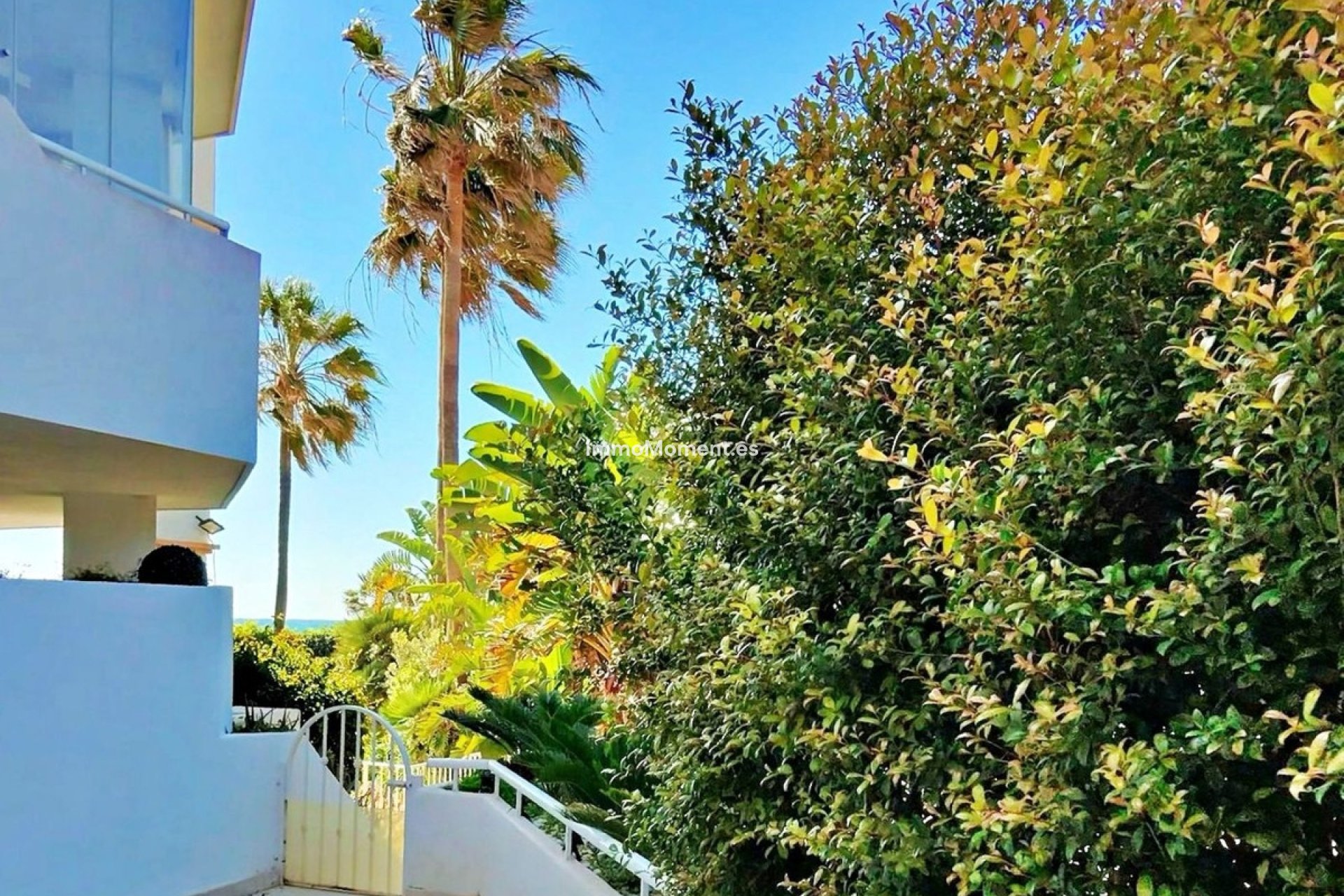 Resale - Apartment - Marbella - Puerto Banús