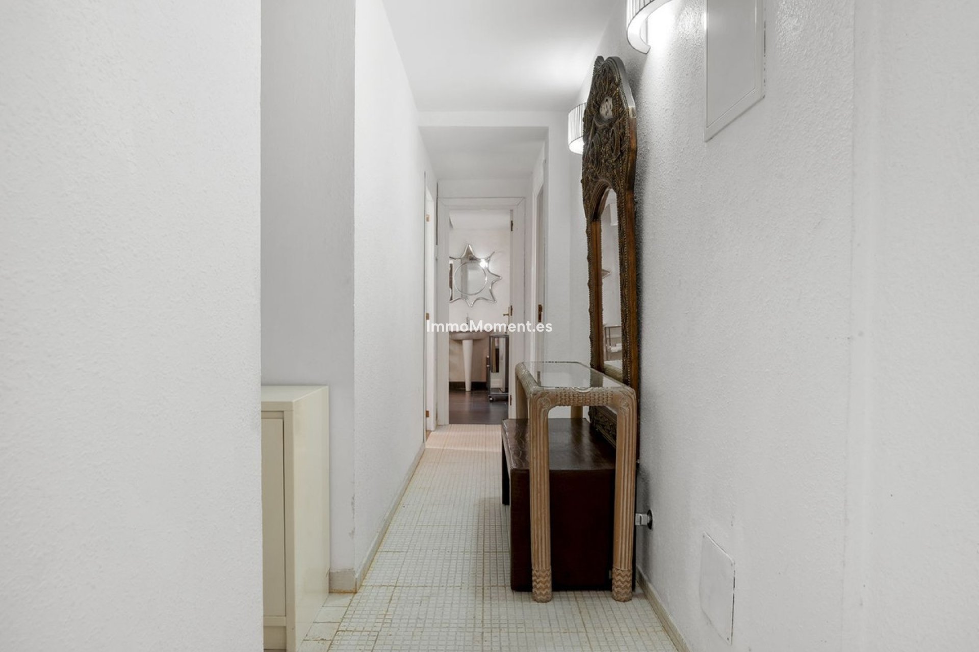 Resale - Apartment - Marbella - Puerto Banús