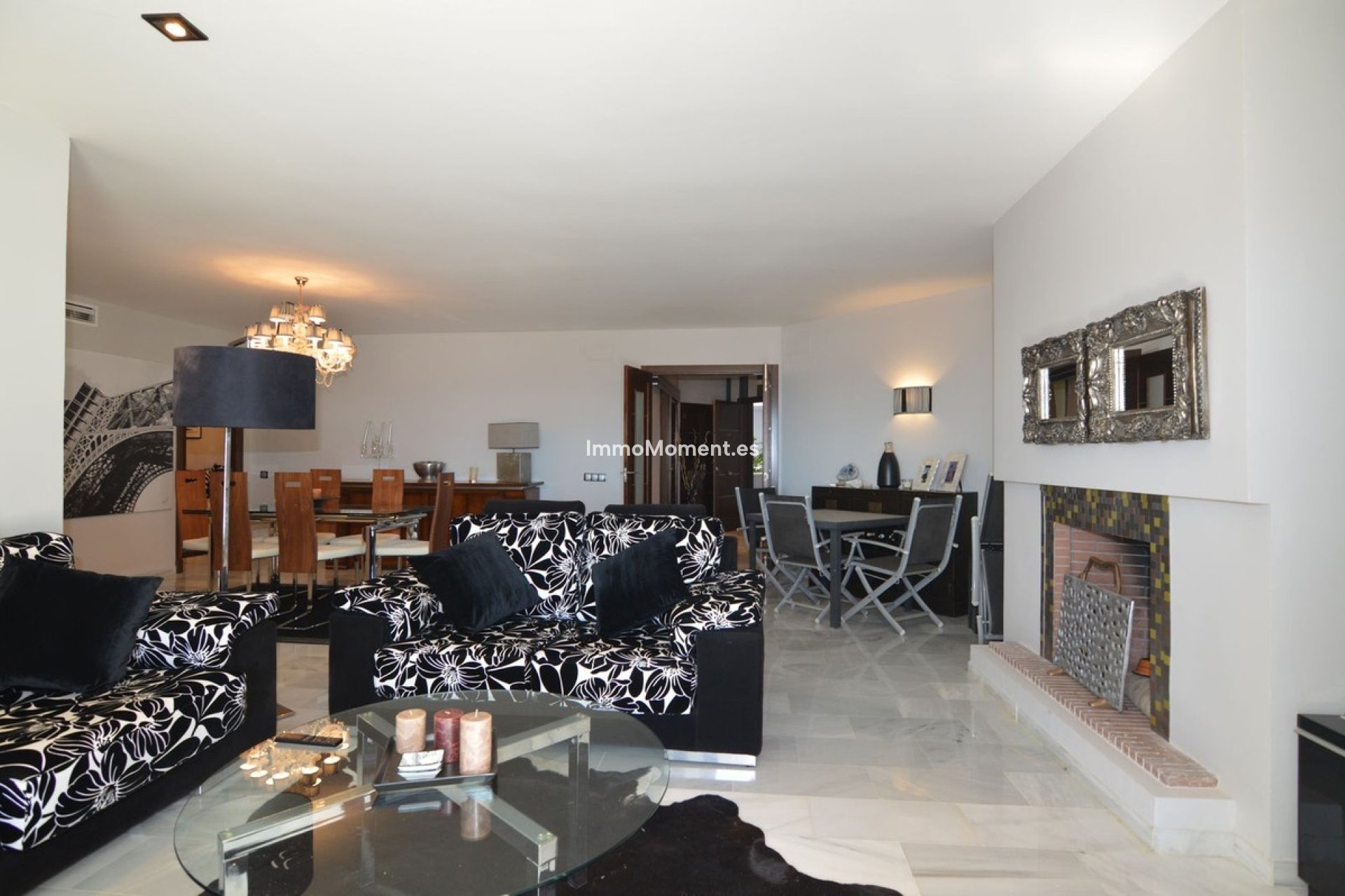 Resale - Apartment - Marbella - Puerto Banús