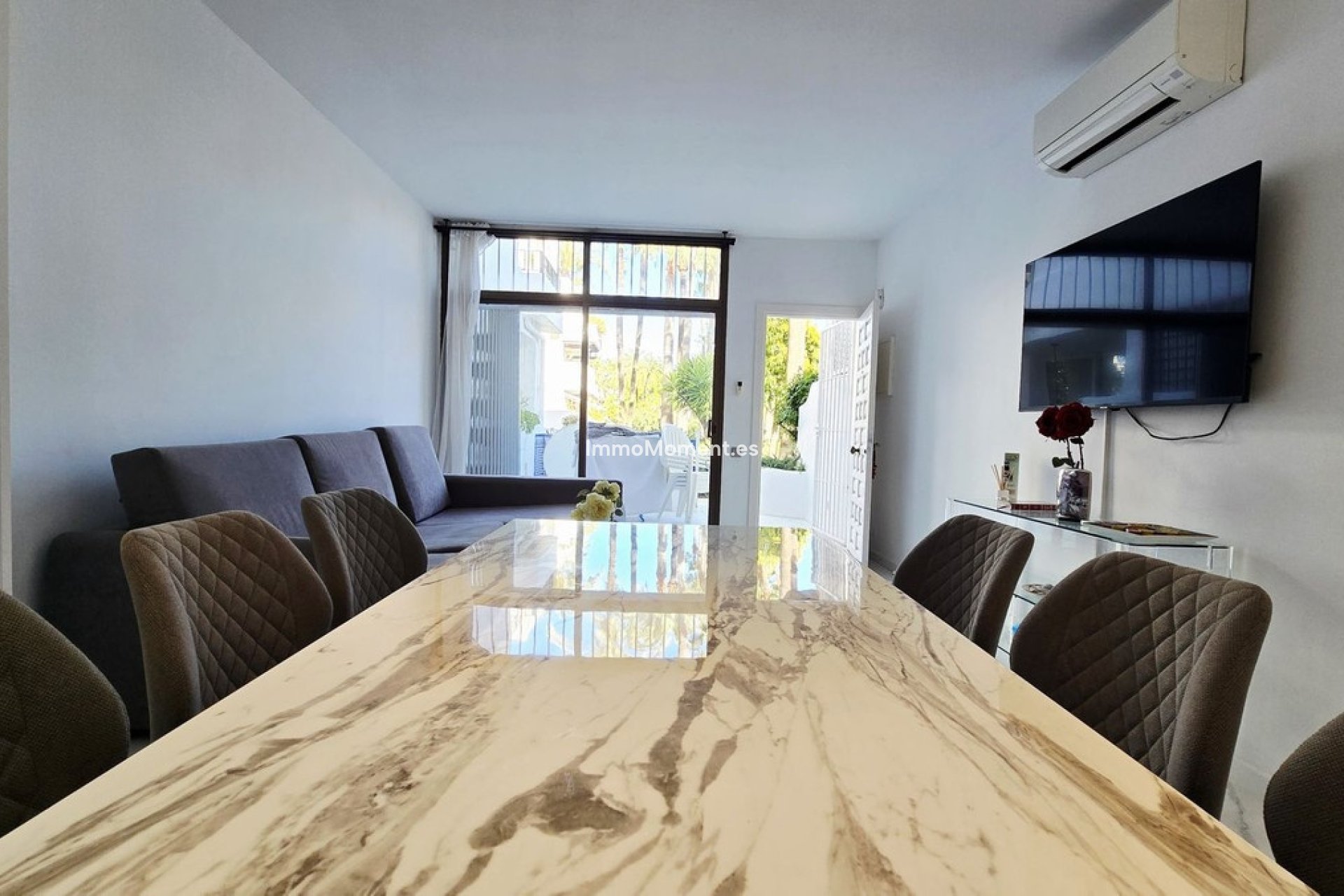 Resale - Apartment - Marbella - Puerto Banús