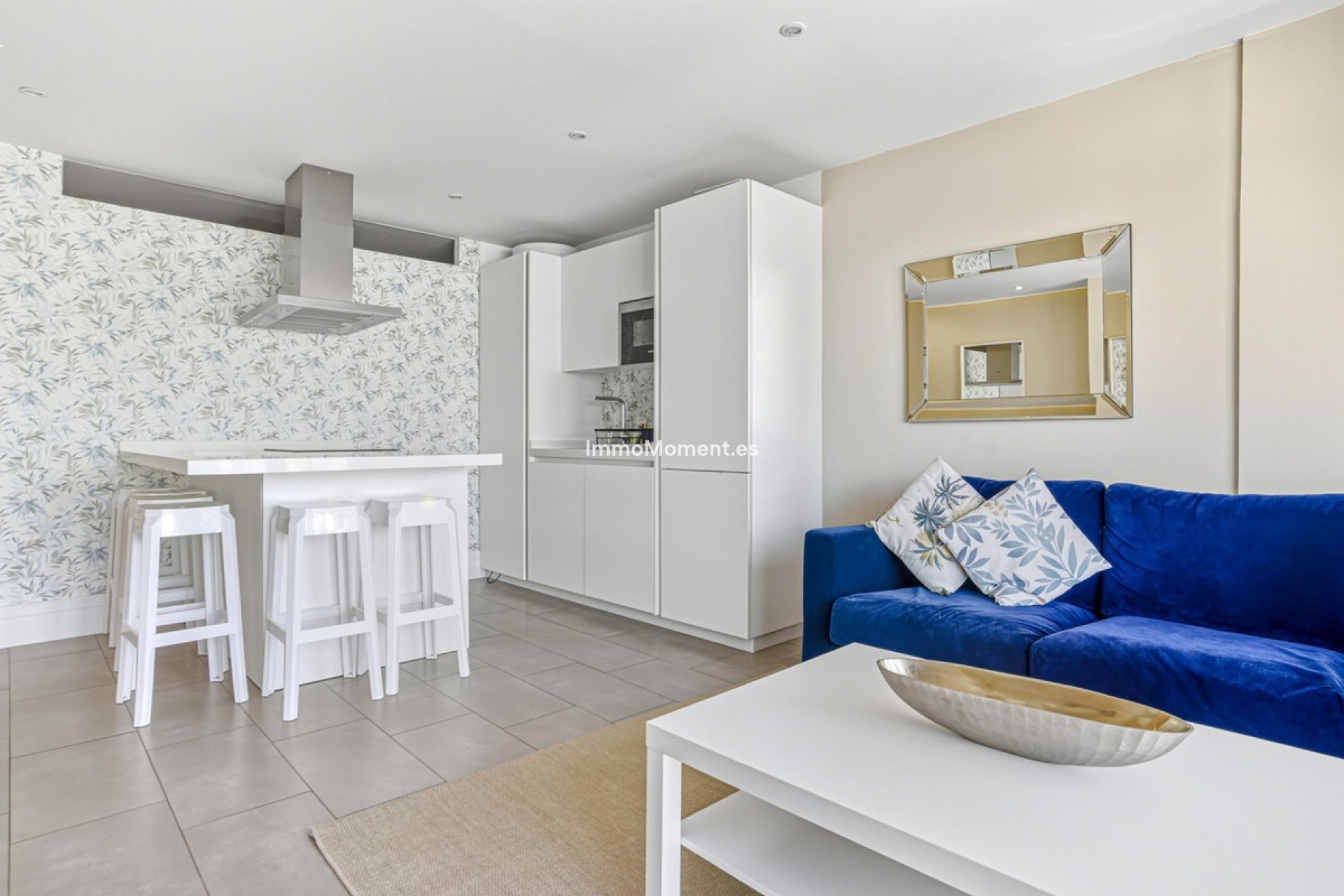 Resale - Apartment - Marbella - Puerto Banús