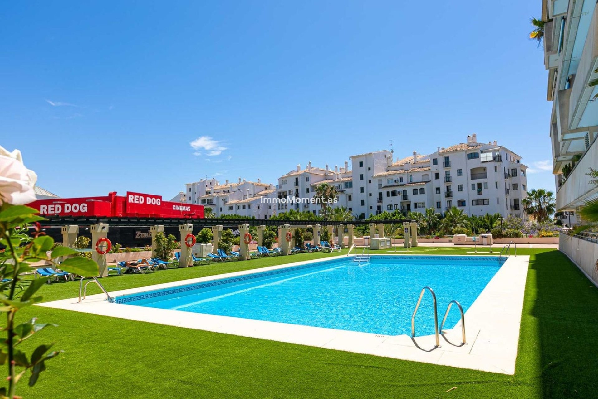 Resale - Apartment - Marbella - Puerto Banús