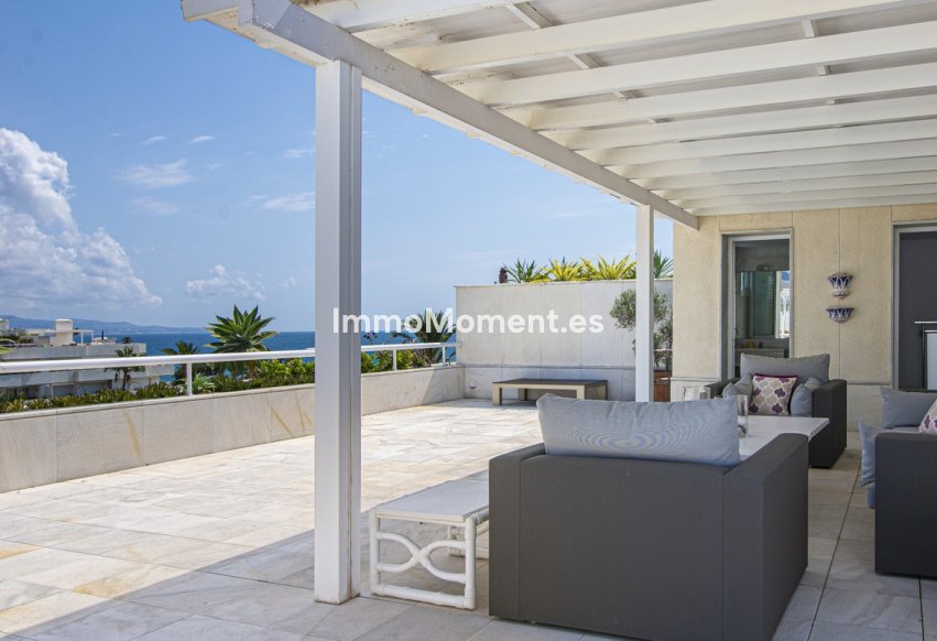 Resale - Apartment - Marbella - Puerto Banús