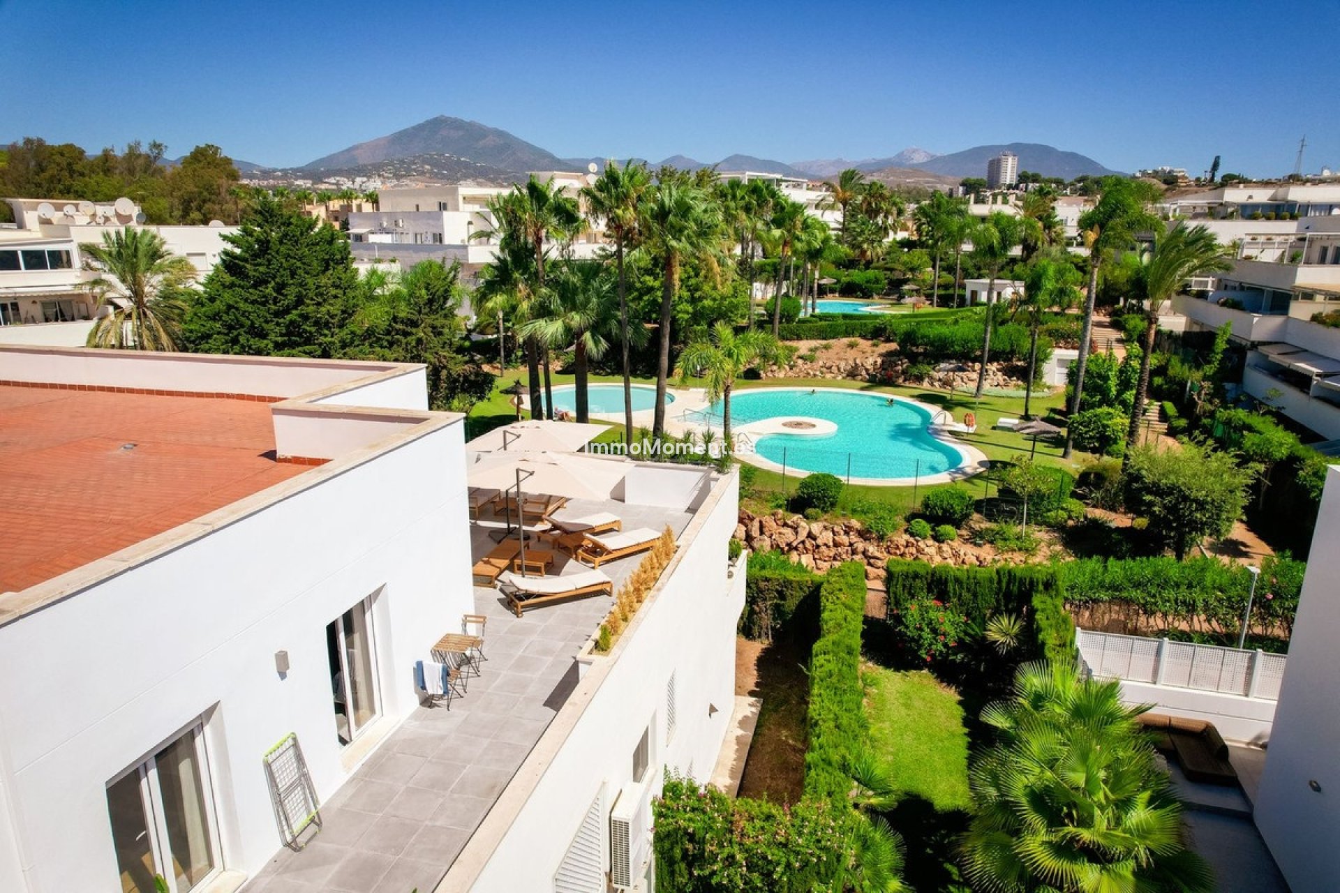 Resale - Apartment - Marbella - Puerto Banús