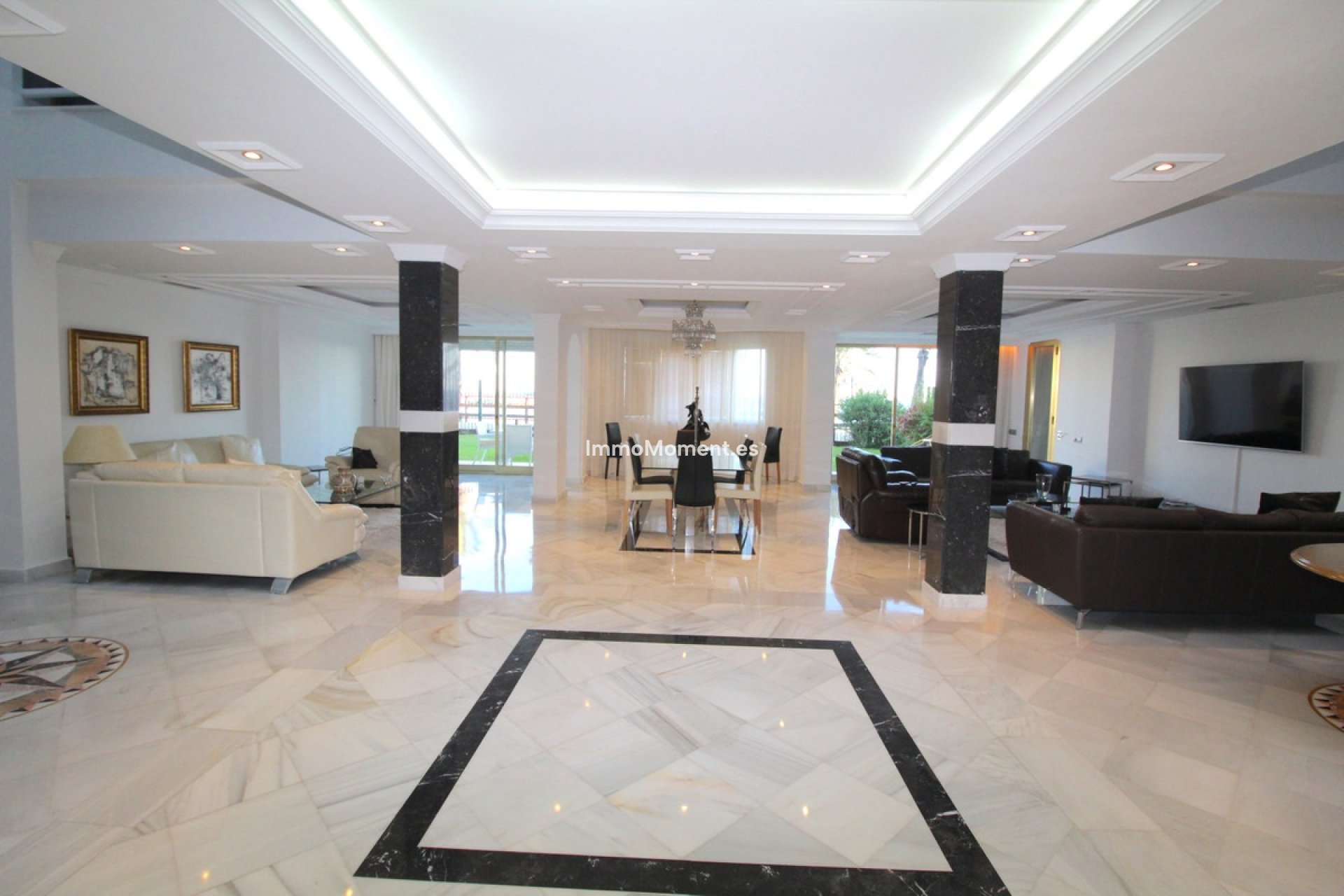 Resale - Apartment - Marbella - Puerto Banús