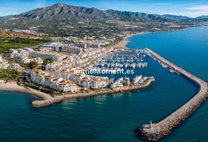 Resale - Apartment - Marbella - Puerto Banús