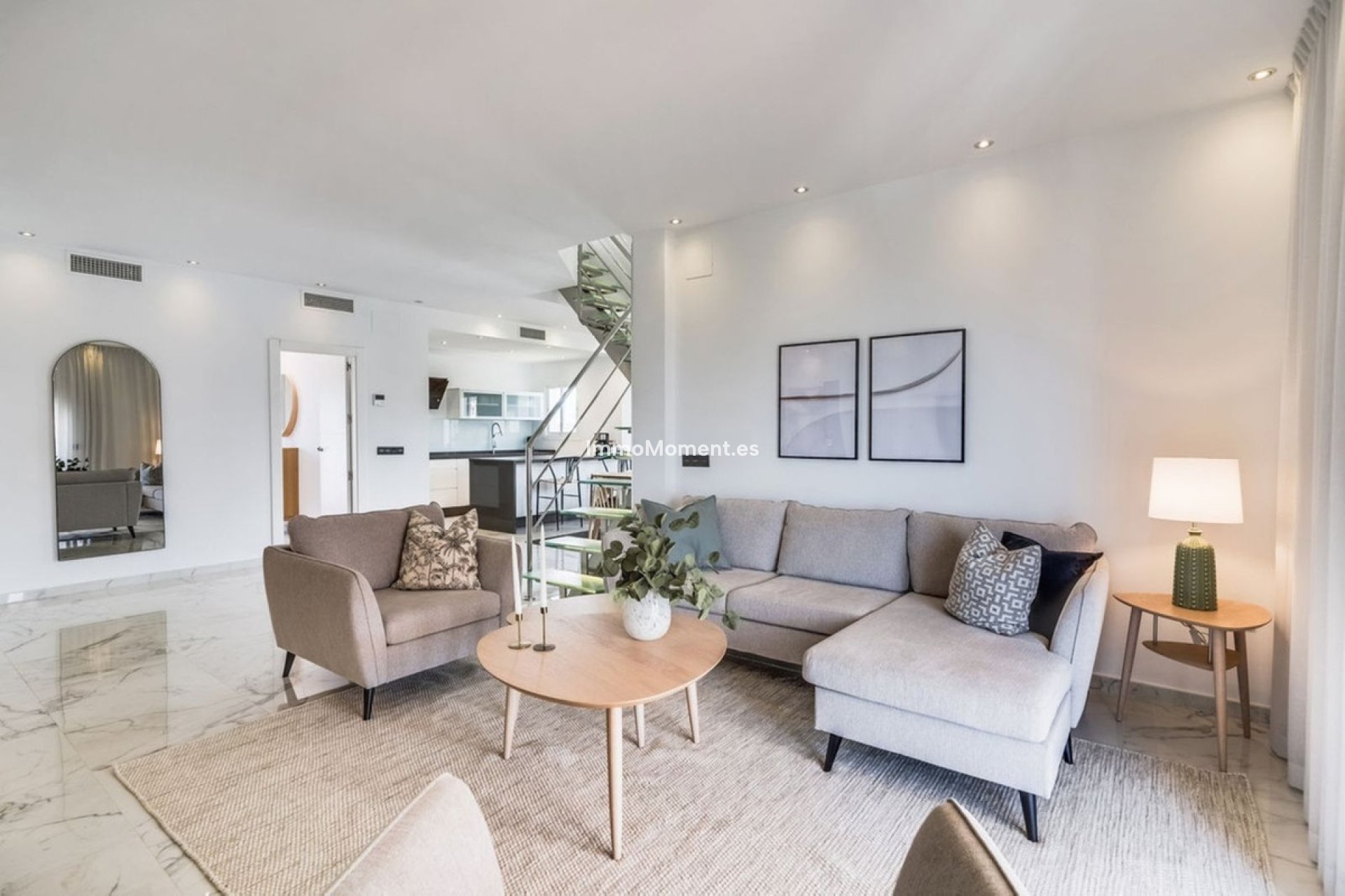 Resale - Apartment - Marbella - Puerto Banús