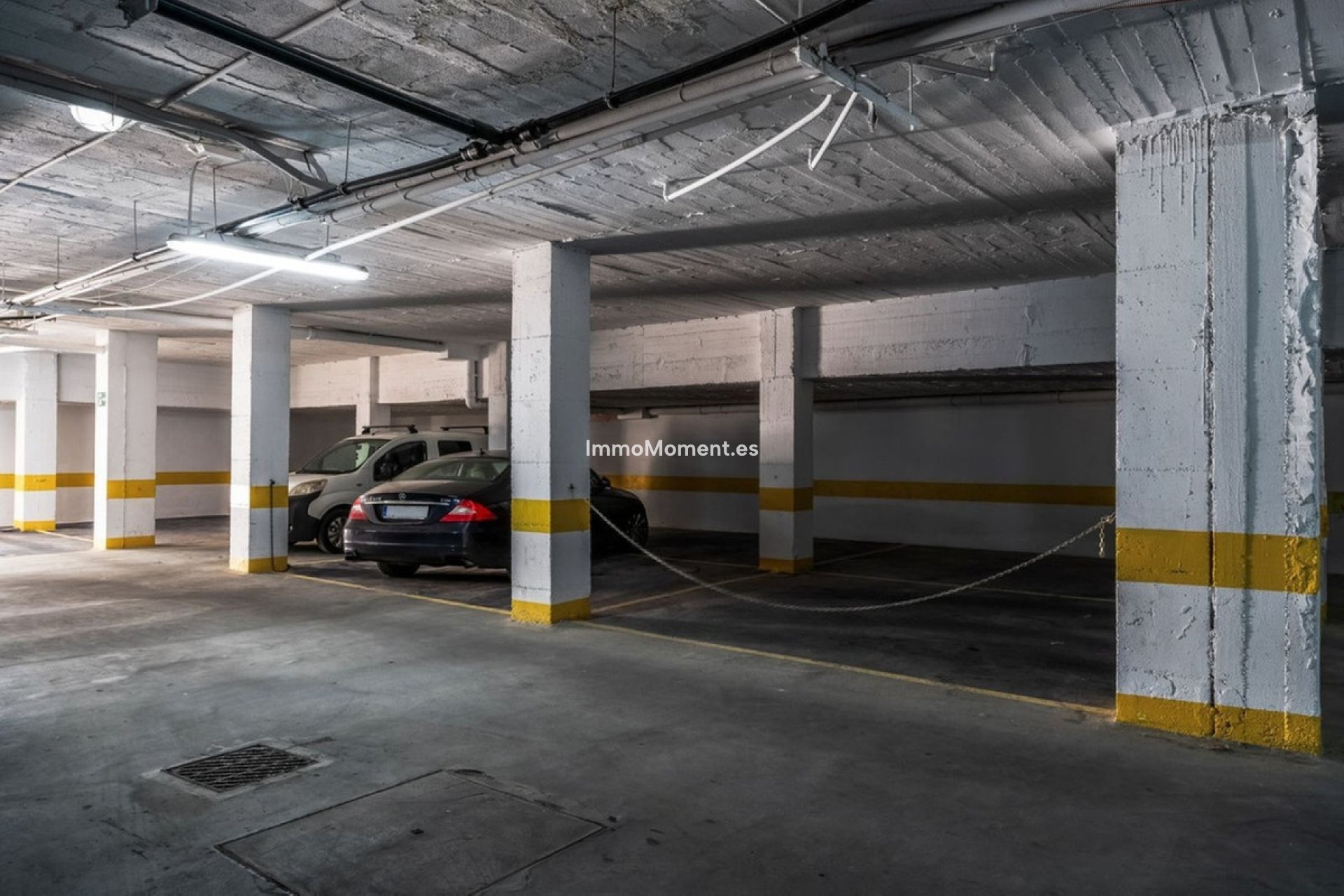 Resale - Apartment - Marbella - Puerto Banús