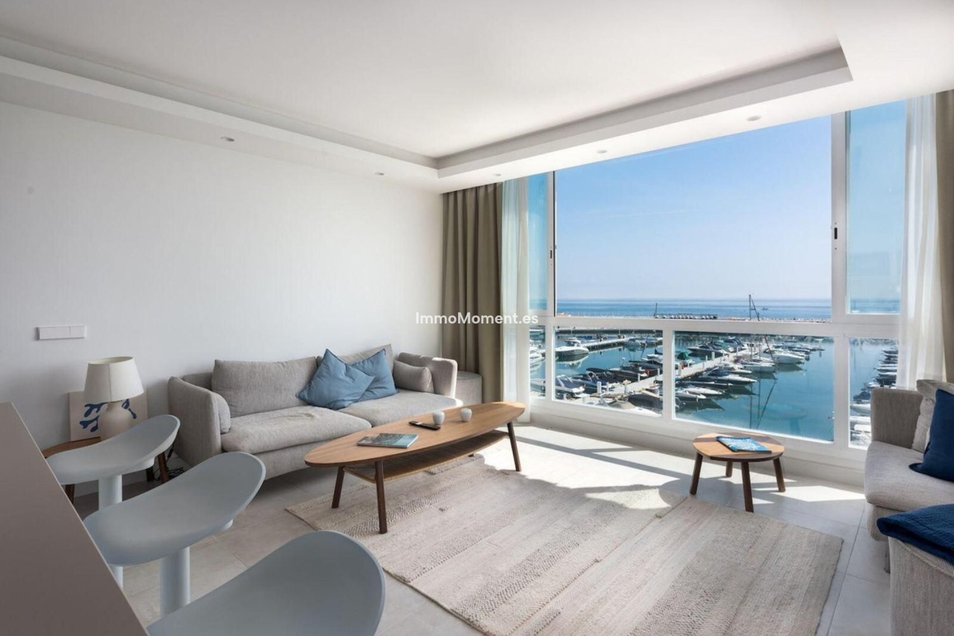 Resale - Apartment - Marbella - Puerto Banús