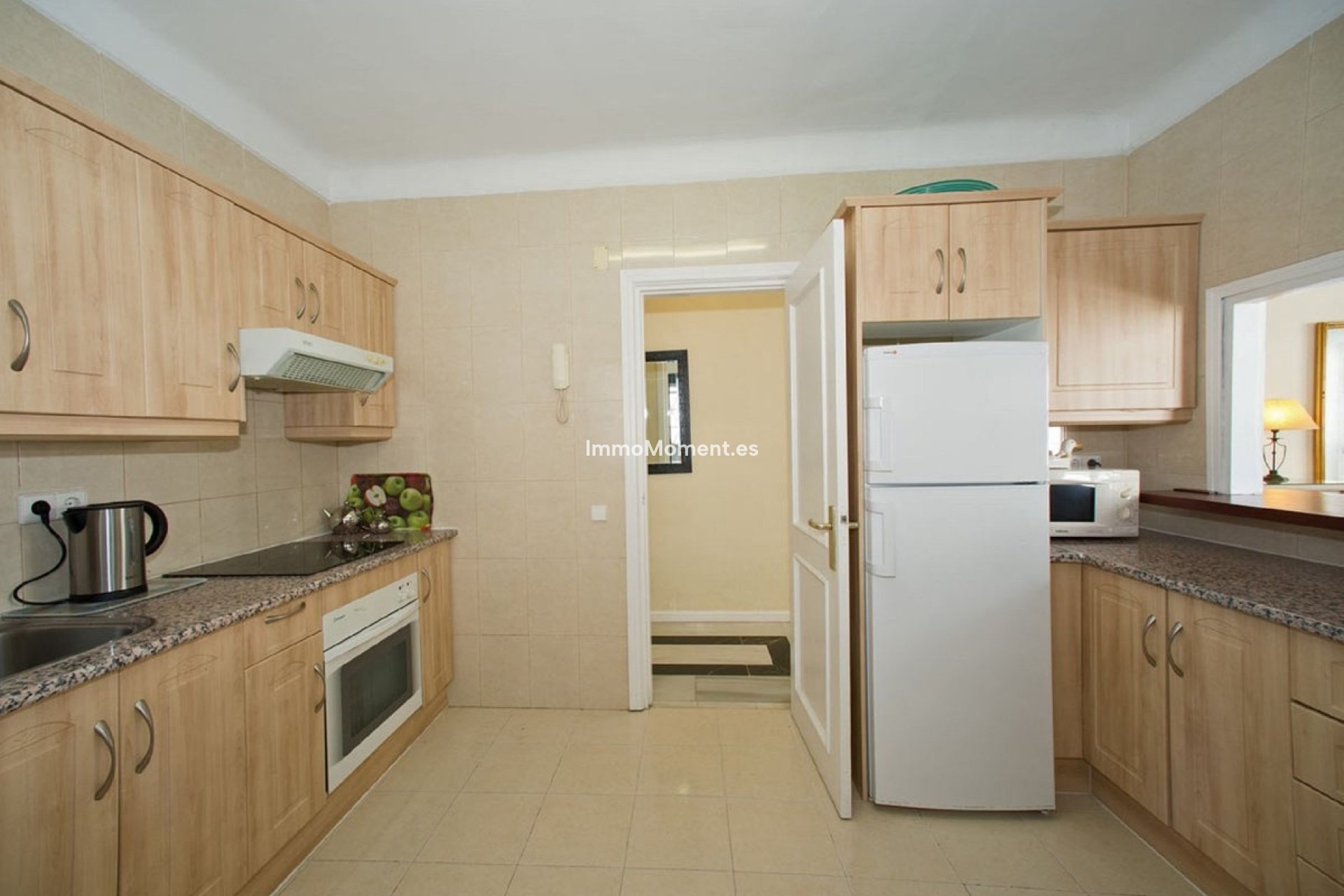 Resale - Apartment - Marbella - Puerto Banús