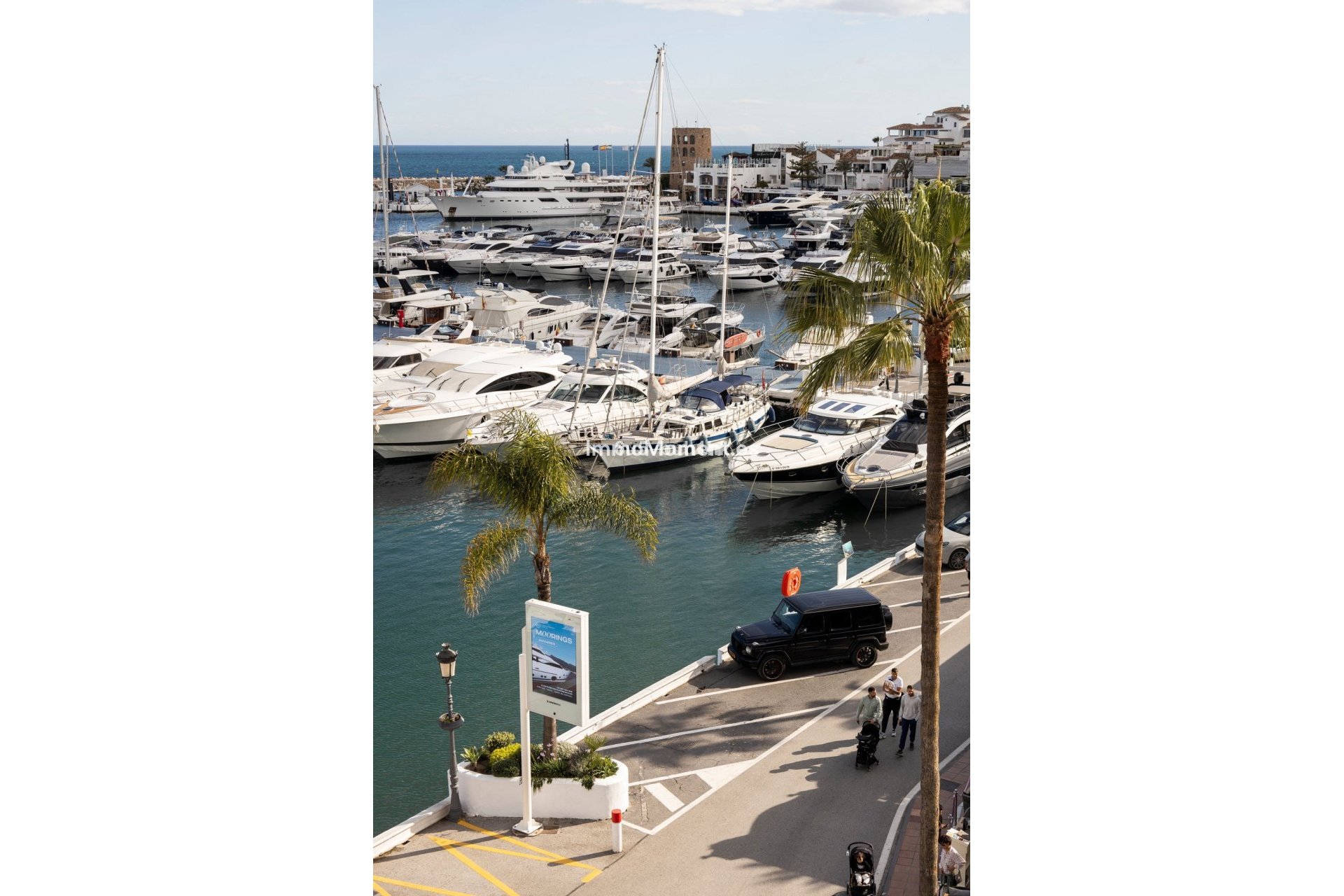 Resale - Apartment - Marbella - Puerto Banús
