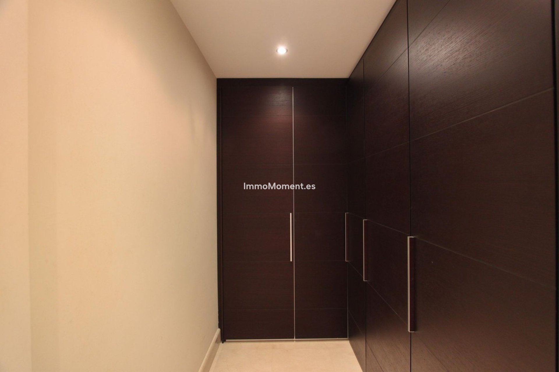 Resale - Apartment - Marbella - Puerto Banús