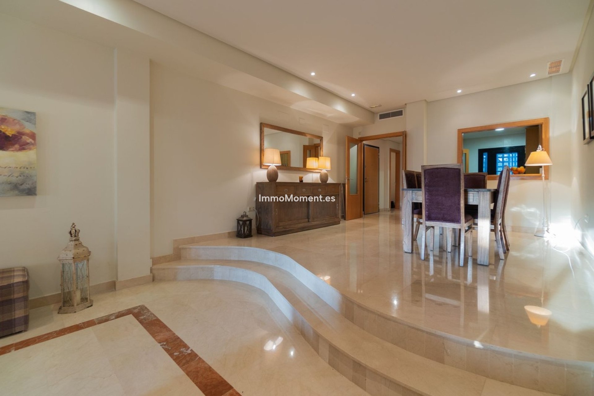 Resale - Apartment - Marbella - Puerto Banús