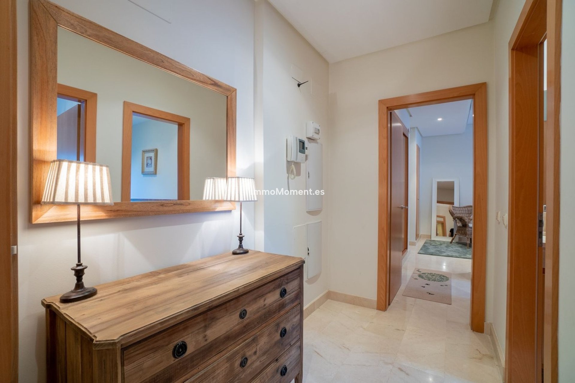 Resale - Apartment - Marbella - Puerto Banús