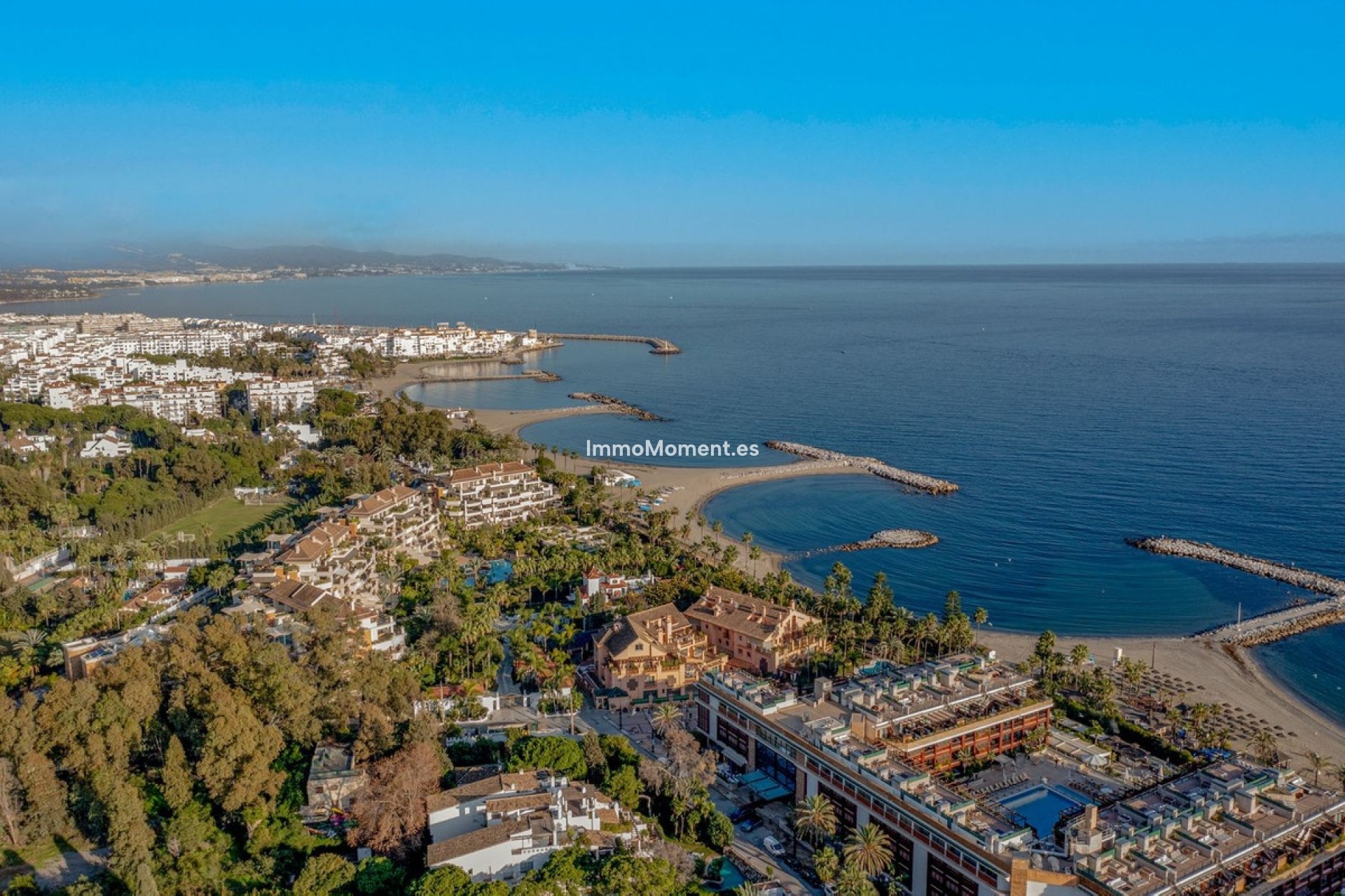 Resale - Apartment - Marbella - Puerto Banús