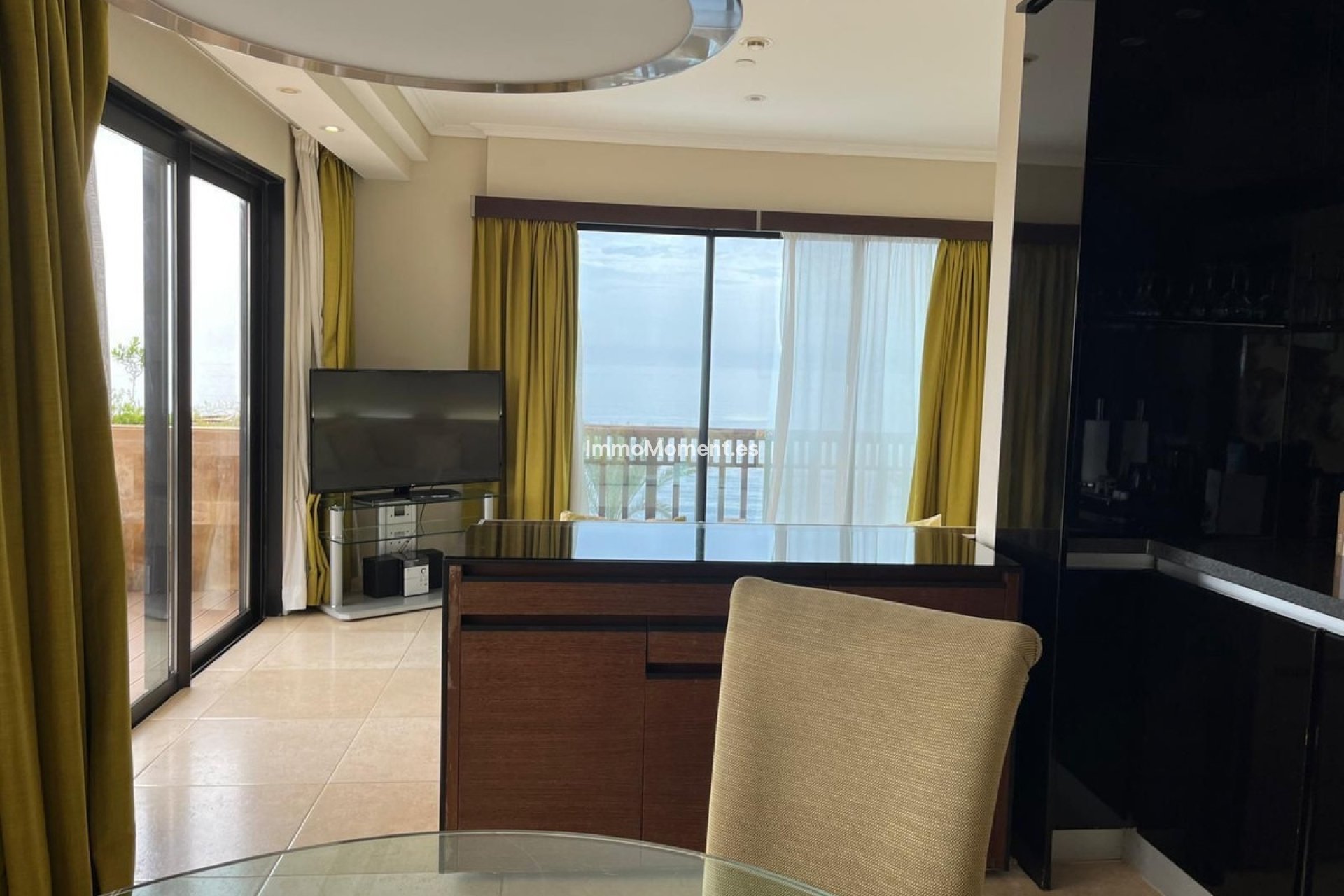 Resale - Apartment - Marbella - Puerto Banús