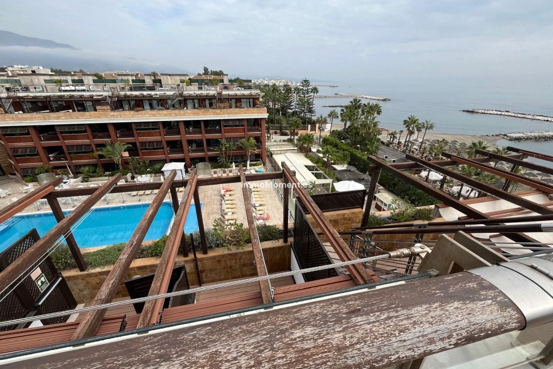 Resale - Apartment - Marbella - Puerto Banús